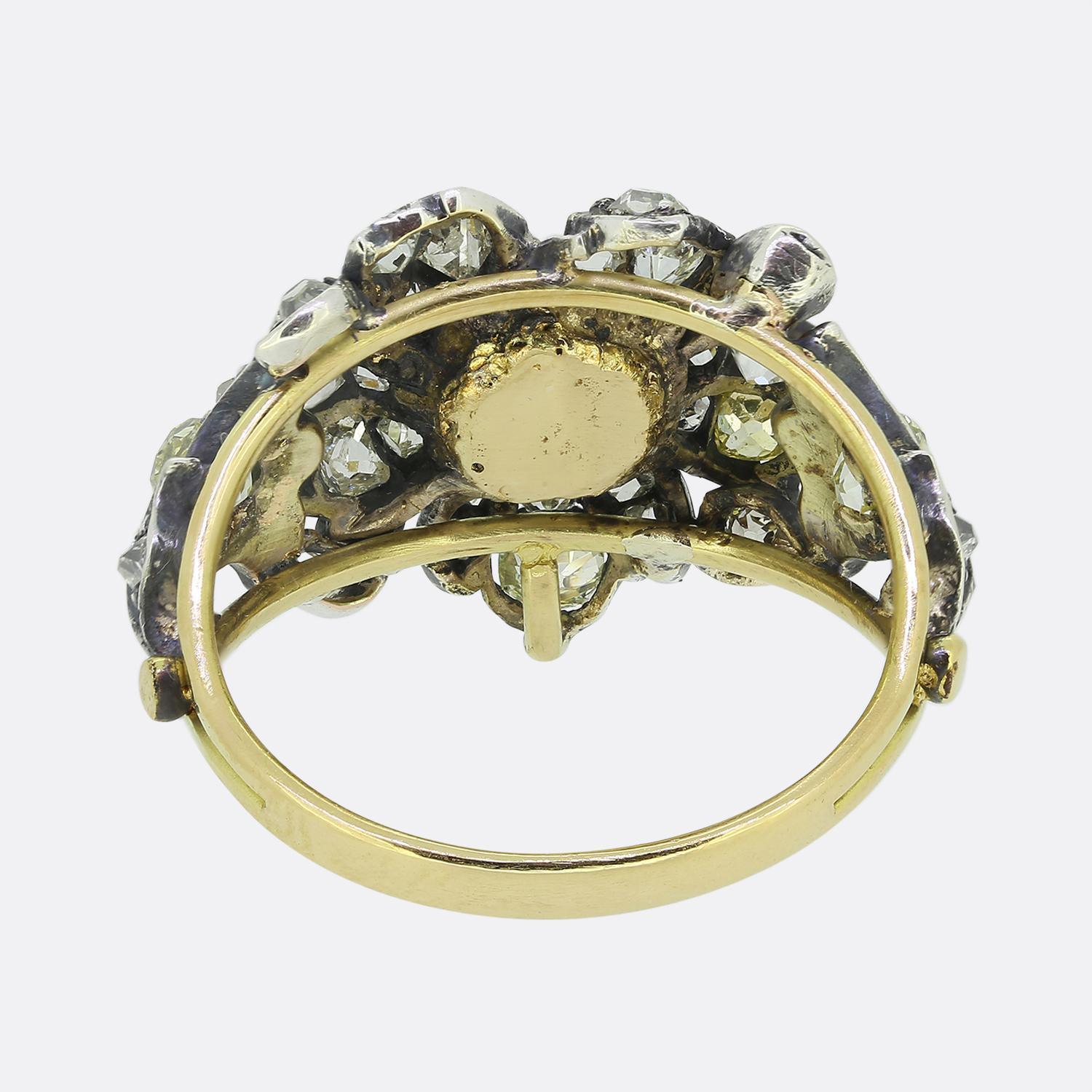 Antique Style Diamond Cluster Ring In Good Condition For Sale In London, GB