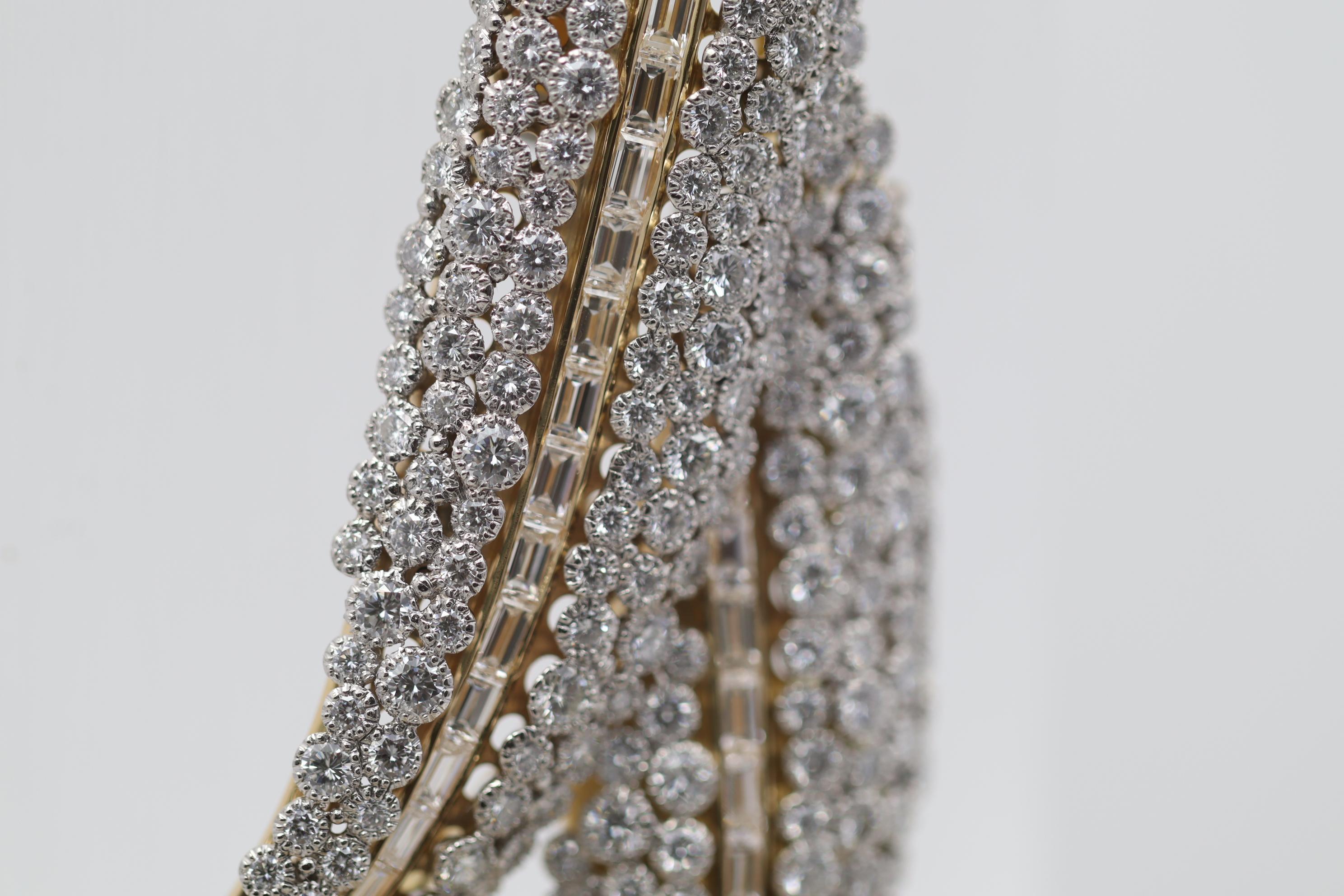 Women's Antique-Style Diamond Double-Leaf Gold & Platinum Brooch For Sale