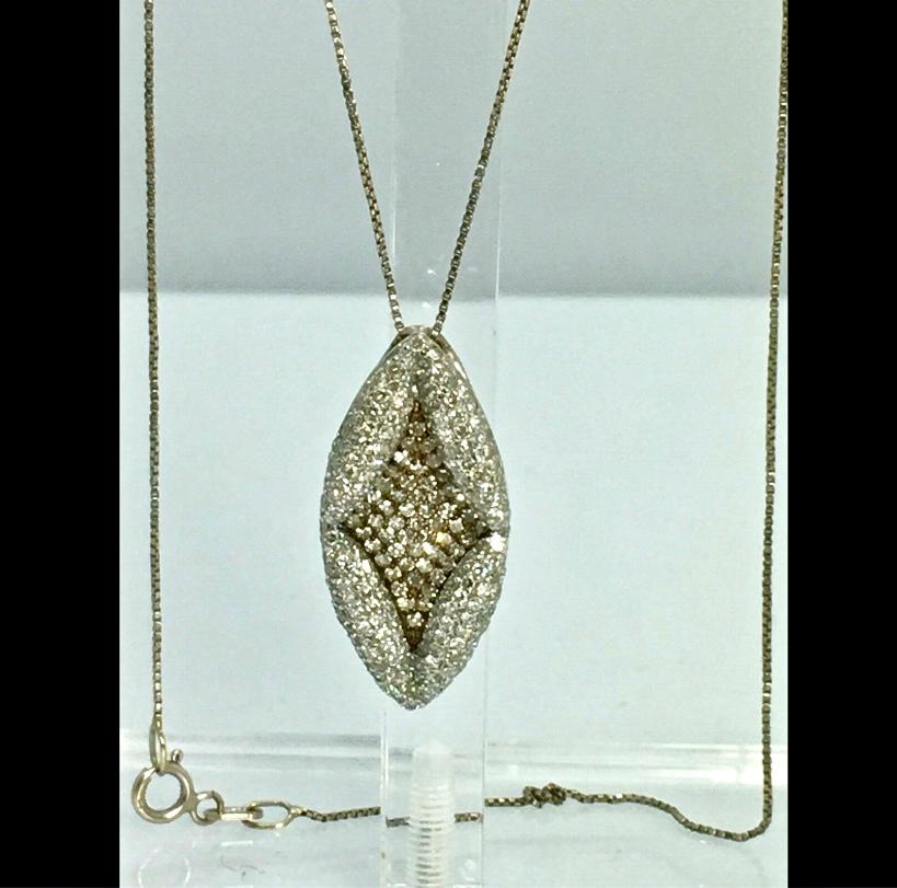 Round Cut Antique Style Diamond Pendant Gold For Sale