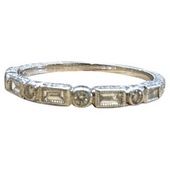Alianza de Diamantes Grabada Estilo Antiguo 14K Oro Blanco