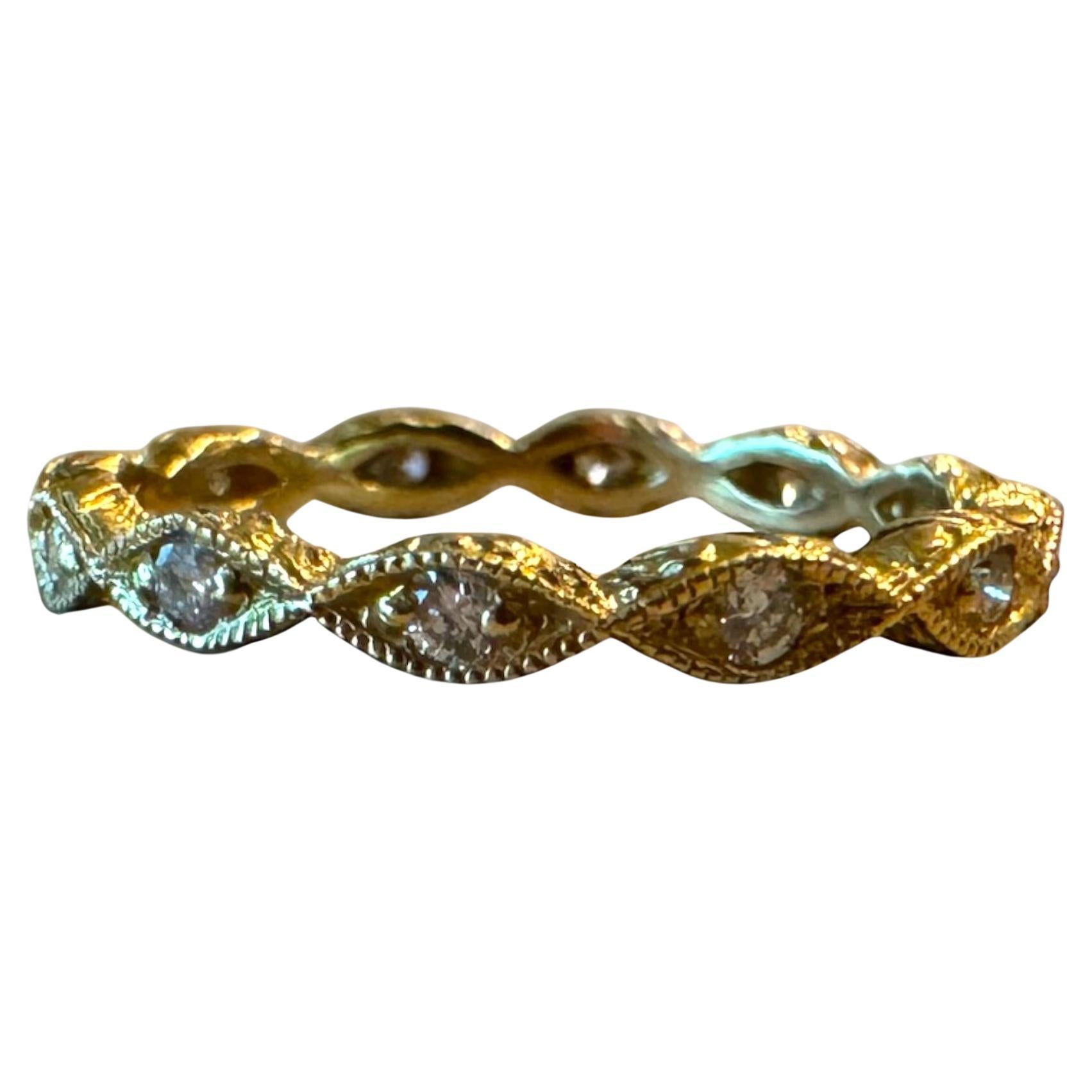 Alianza de Diamante Eternidad Grabada Estilo Antiguo Oro Amarillo 14K en venta