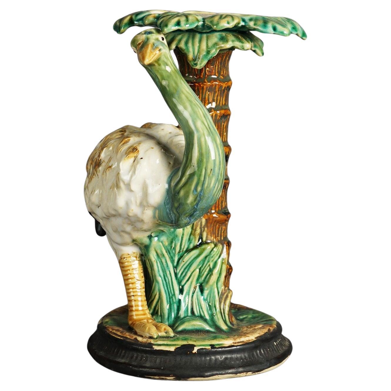 Antiker figuraler Majolika-Keramik Stand mit Emu und Palme, 20. im Angebot