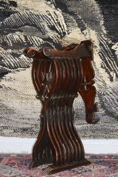 Antique style folding chair