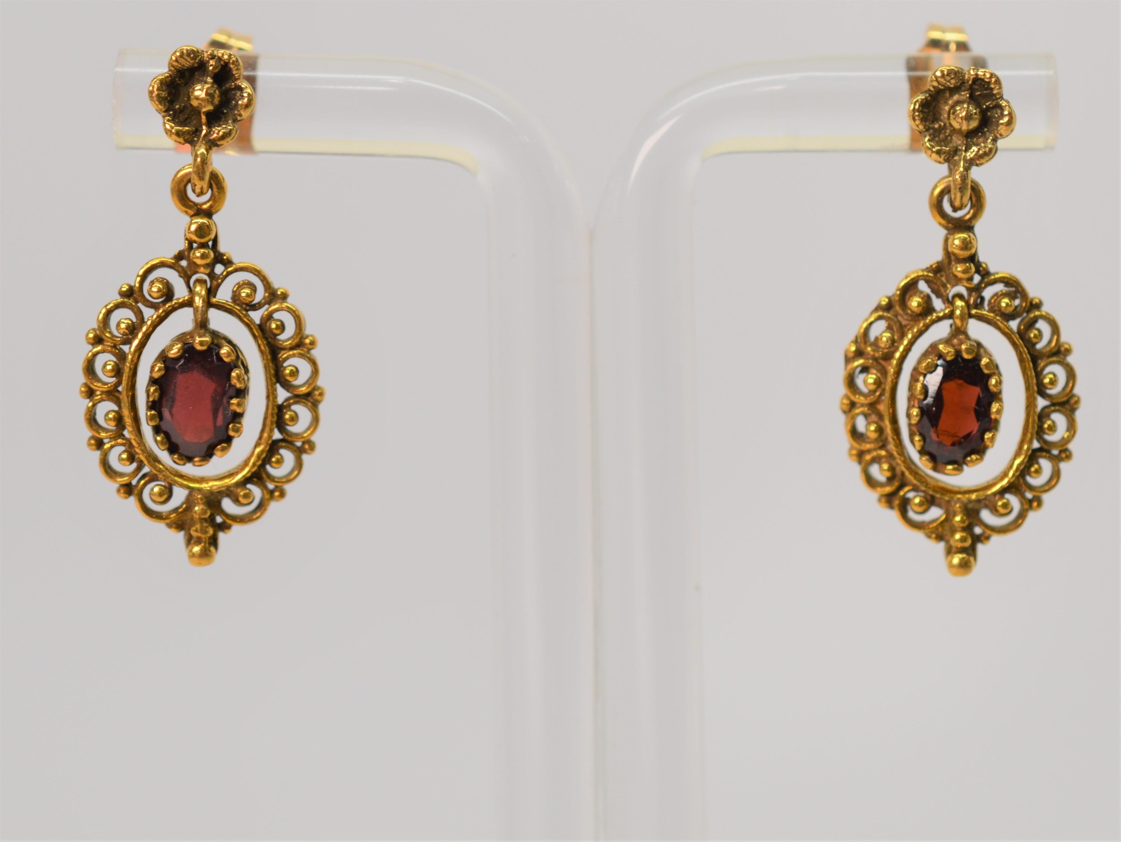 Antique Style Garnet 14 Karat Yellow Gold Earrings 3