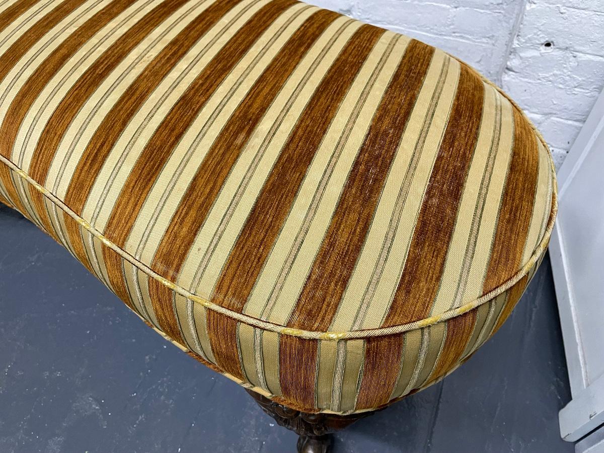 Antique Style Kidney Shaped Walnut Bench  In Good Condition For Sale In New York, NY