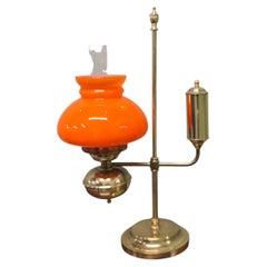 Lampe à huile de style antique, lampe de table en laiton, cette pièce est superbe.