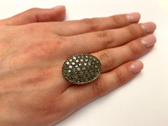 Bague de style ancien en or 9 carats, coupe en argent et diamants