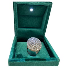 Bague de style ancien en or 9 carats, coupe en argent et diamants