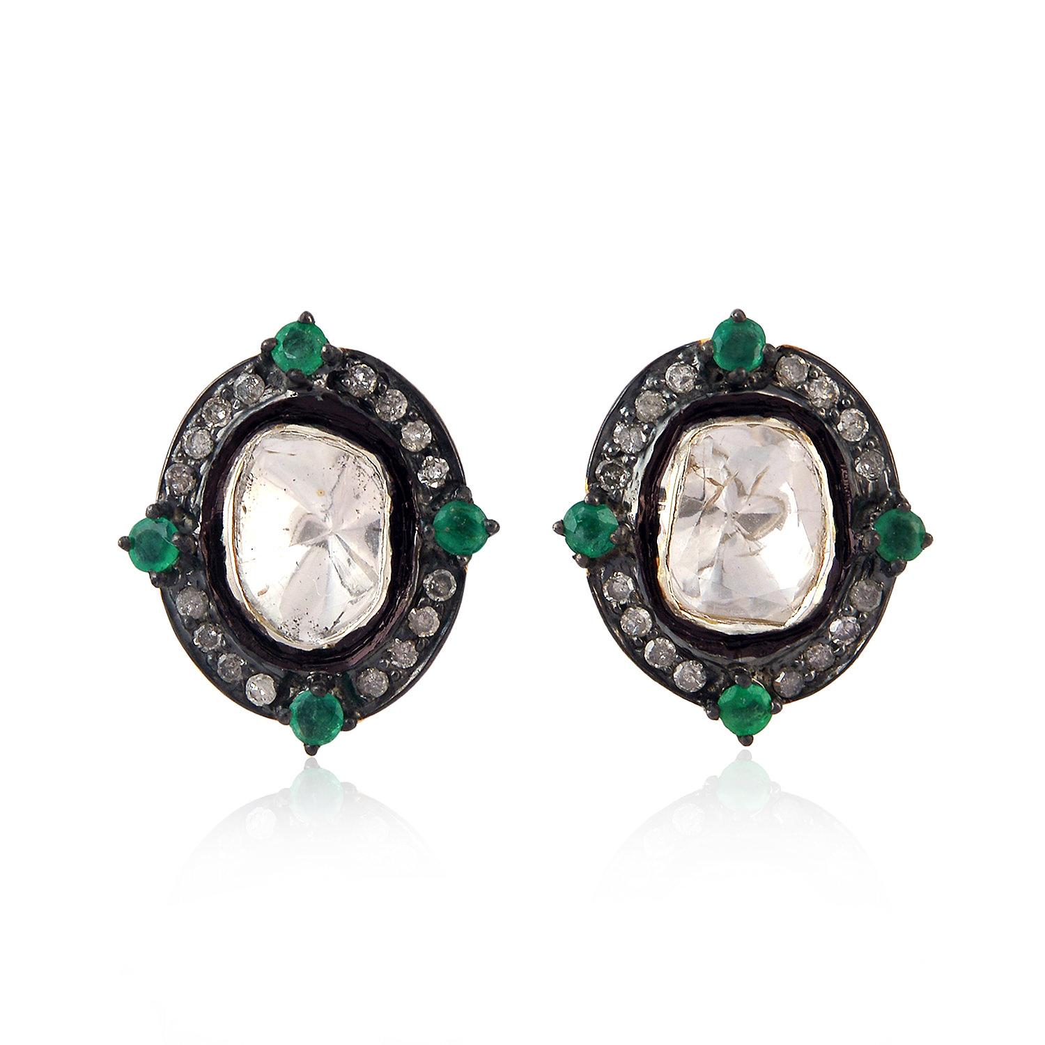 Antike Diamant-Smaragd-Ohrstecker im Rosenschliff (Zeitgenössisch) im Angebot