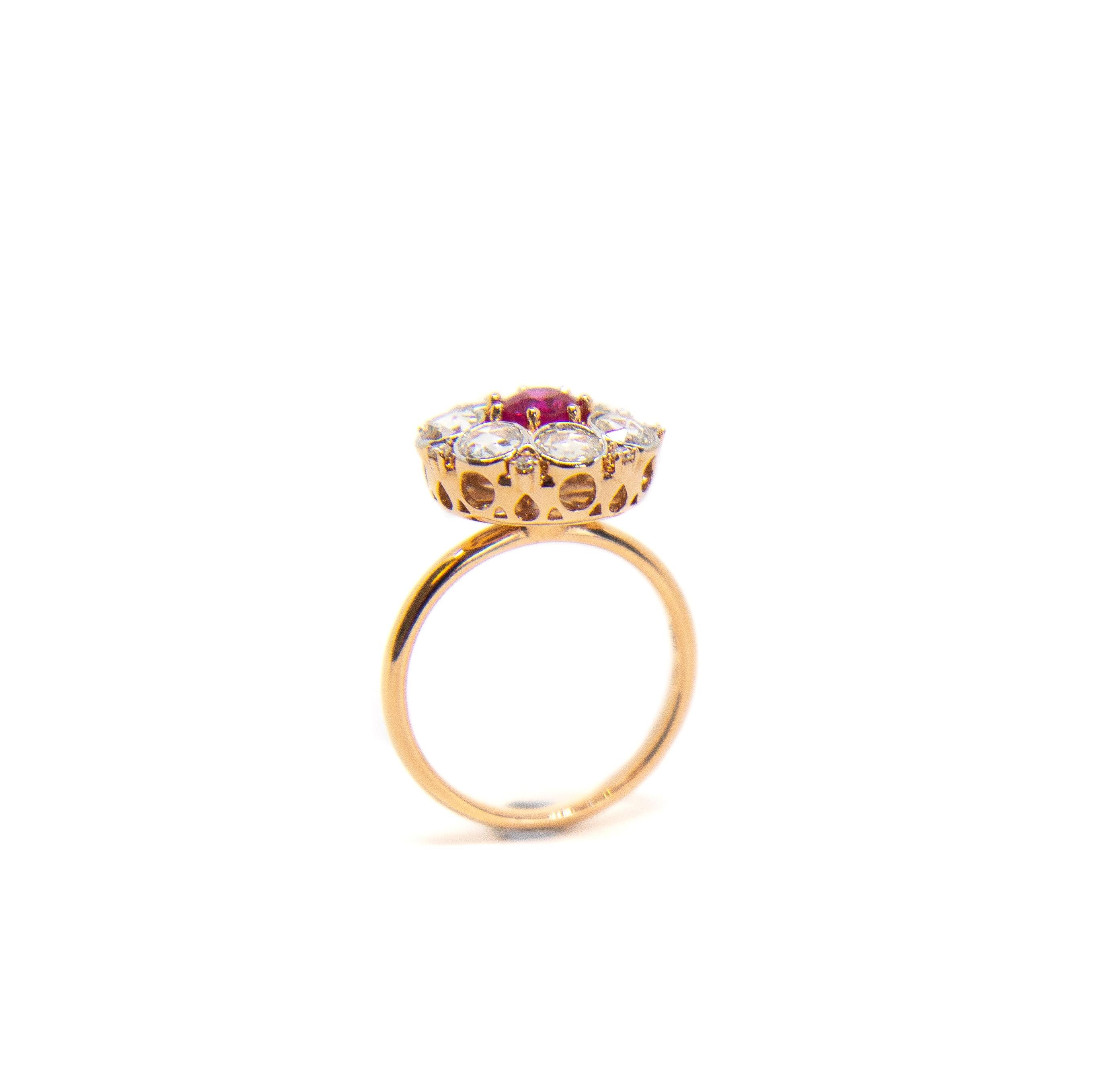 Bague grappe de style ancien en rubis et diamants taille rose Neuf - En vente à Sai Kung District, HK