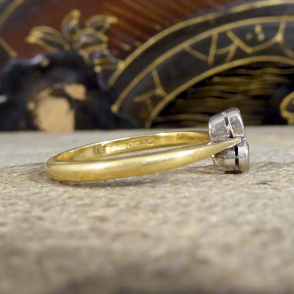 Antiker Dreiblatt-Clover-Ring aus 18 Karat Gelbgold mit Diamanten im antiken Stil (Edwardian)