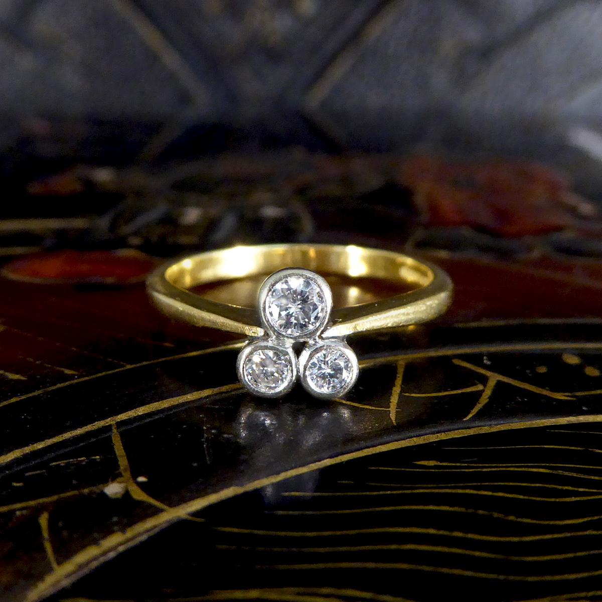 Antique Style Three Leaf Clover Triangle Diamond Set Ring in 18ct Yellow Gold 2