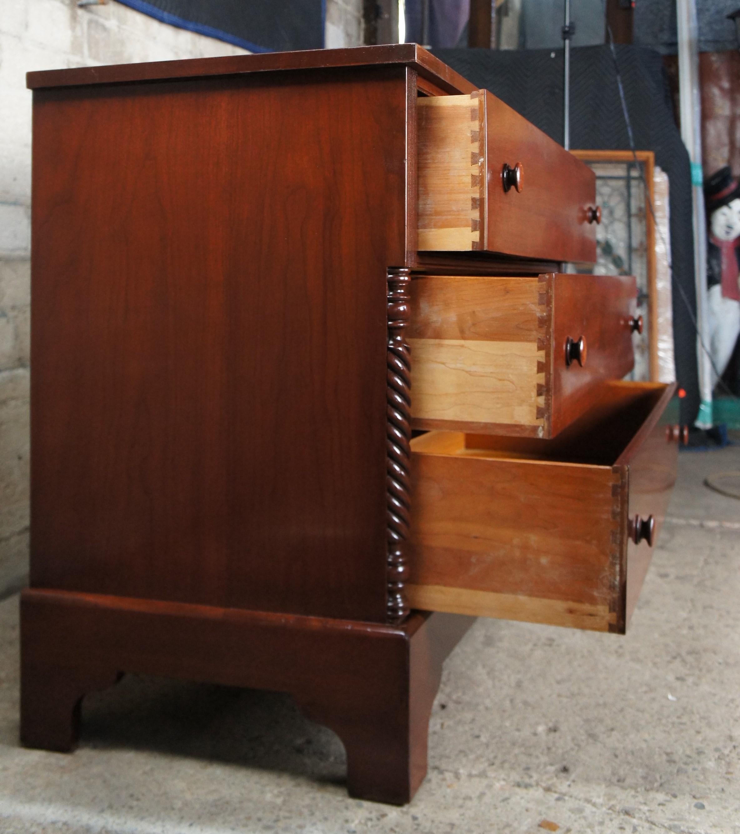 20th Century Vintage American Federal Style Cherry Lowboy Chest & Mirror Dresser For Sale