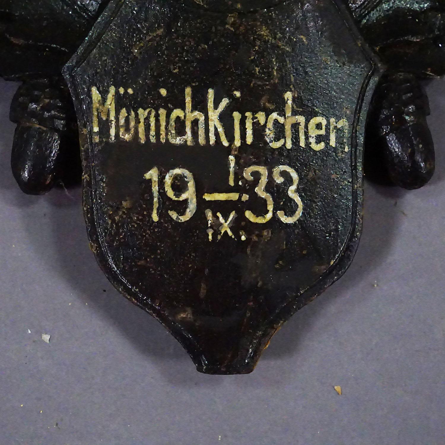 Trofeo antiguo de corzo de Estiria en placa tallada, Austria 1933 mediados del siglo XX en venta
