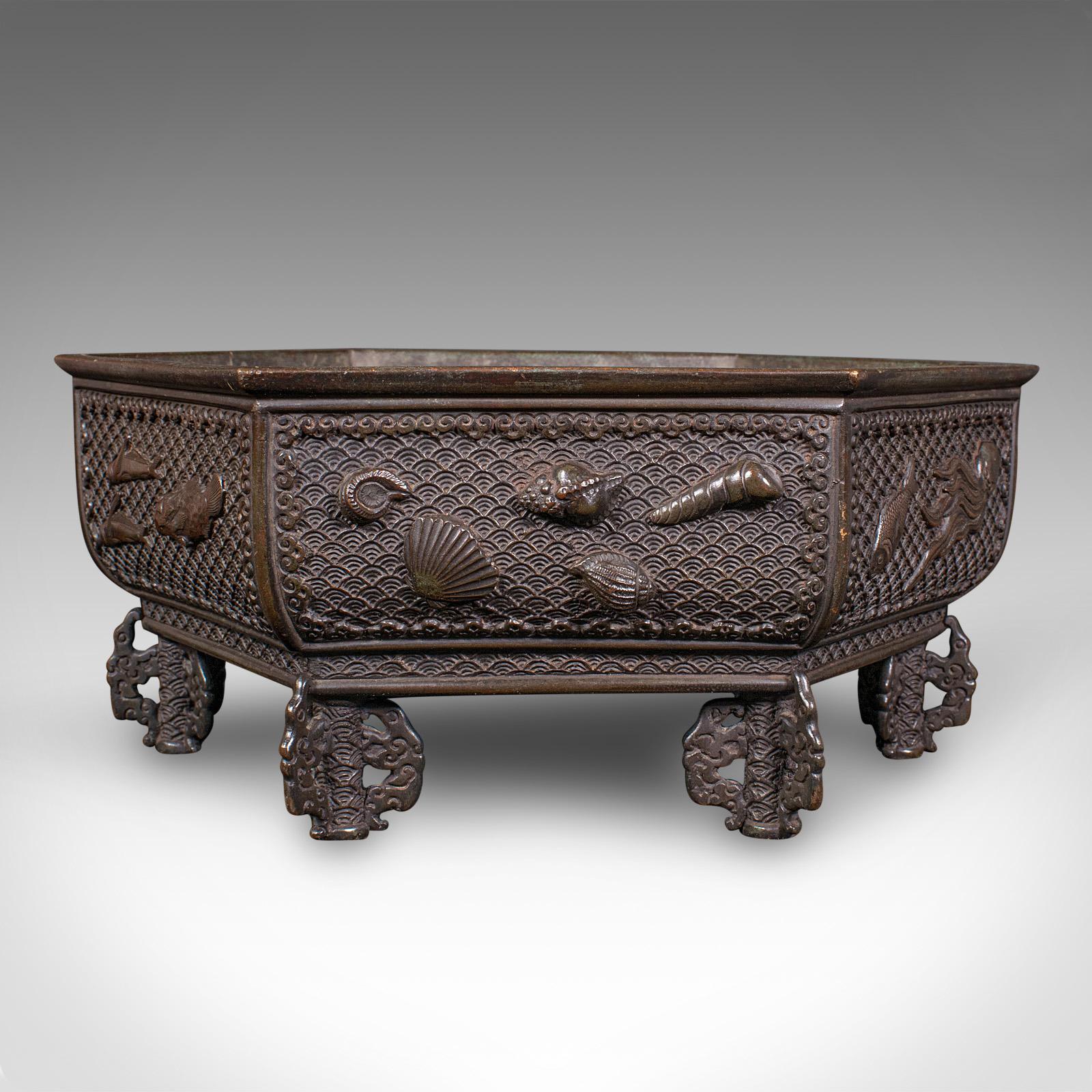 Antique Suiban Planter, Japanese Bronze Bonsai Jardiniere, Edo Period, Victorian In condizioni buone in vendita a Hele, Devon, GB