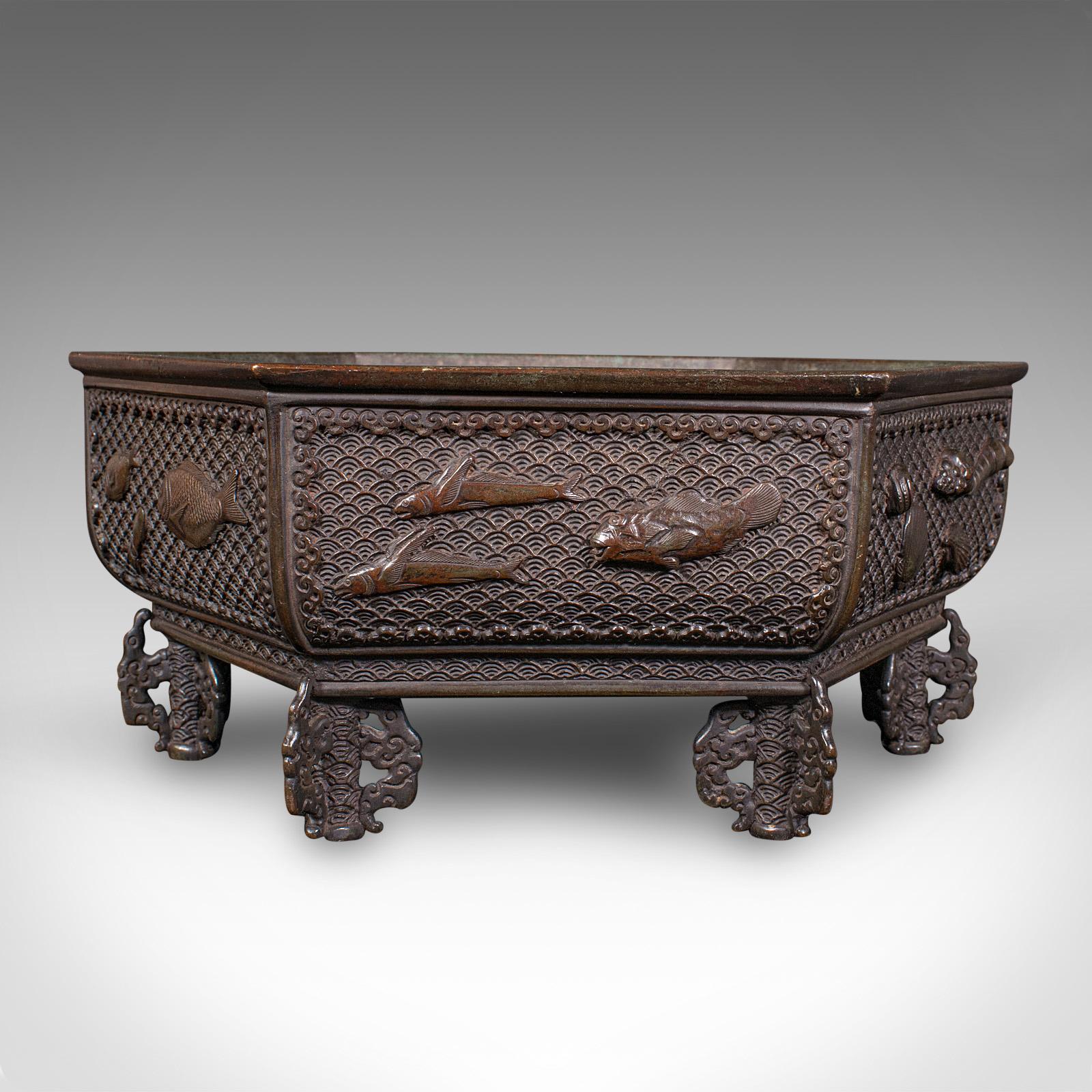 Metà XIX secolo Antique Suiban Planter, Japanese Bronze Bonsai Jardiniere, Edo Period, Victorian in vendita