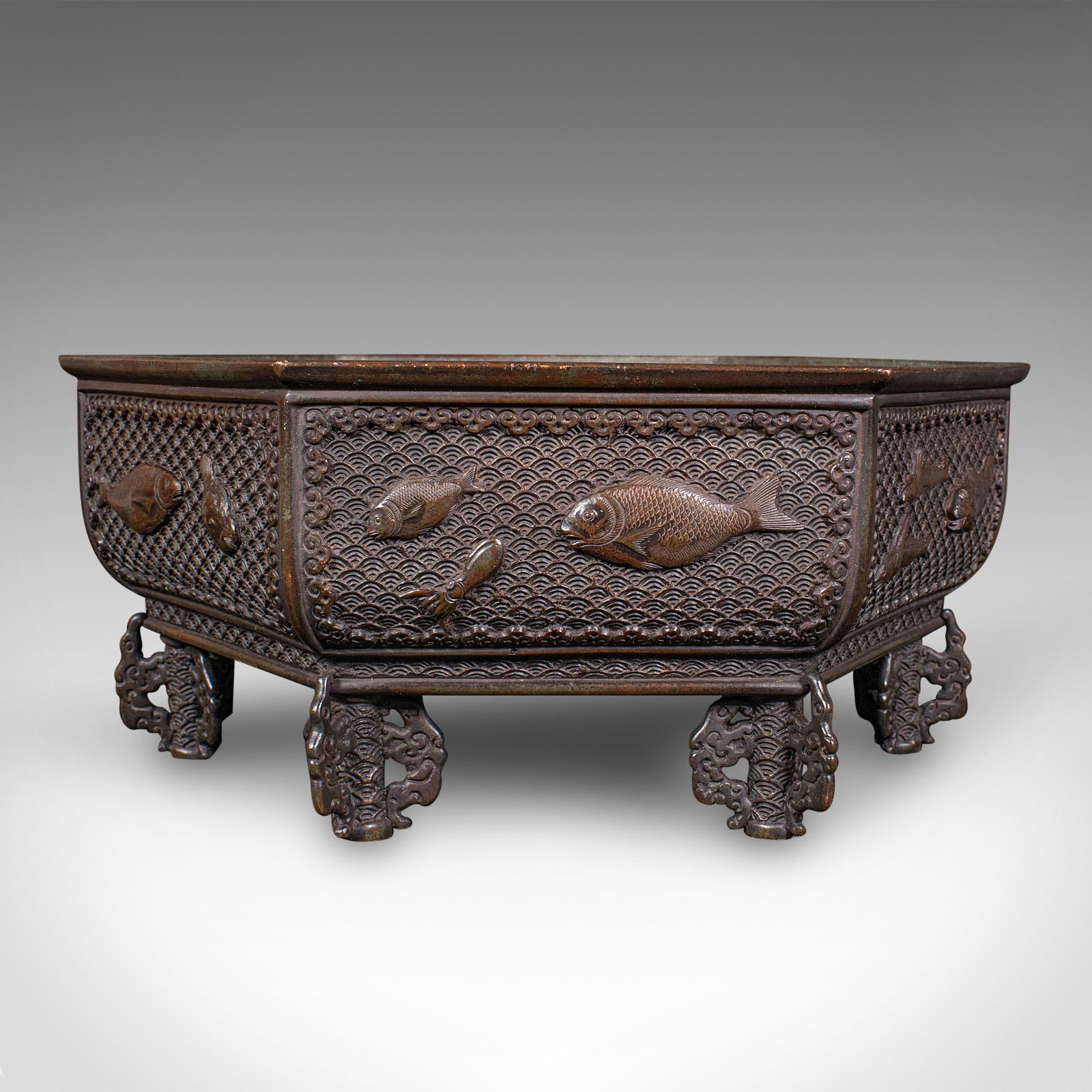 Bronzo Antique Suiban Planter, Japanese Bronze Bonsai Jardiniere, Edo Period, Victorian in vendita