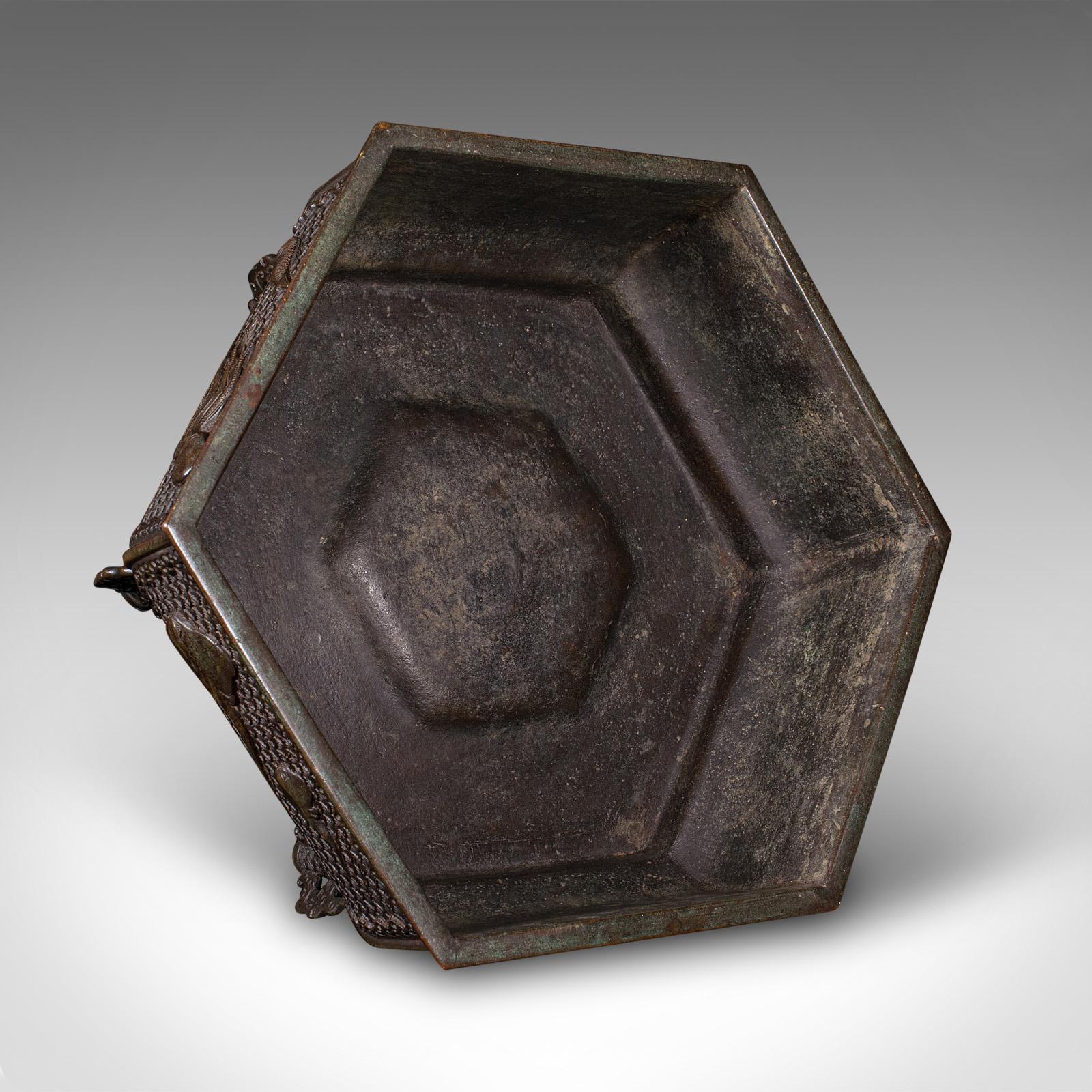 Antique Suiban Planter, Japanese Bronze Bonsai Jardiniere, Edo Period, Victorian in vendita 2
