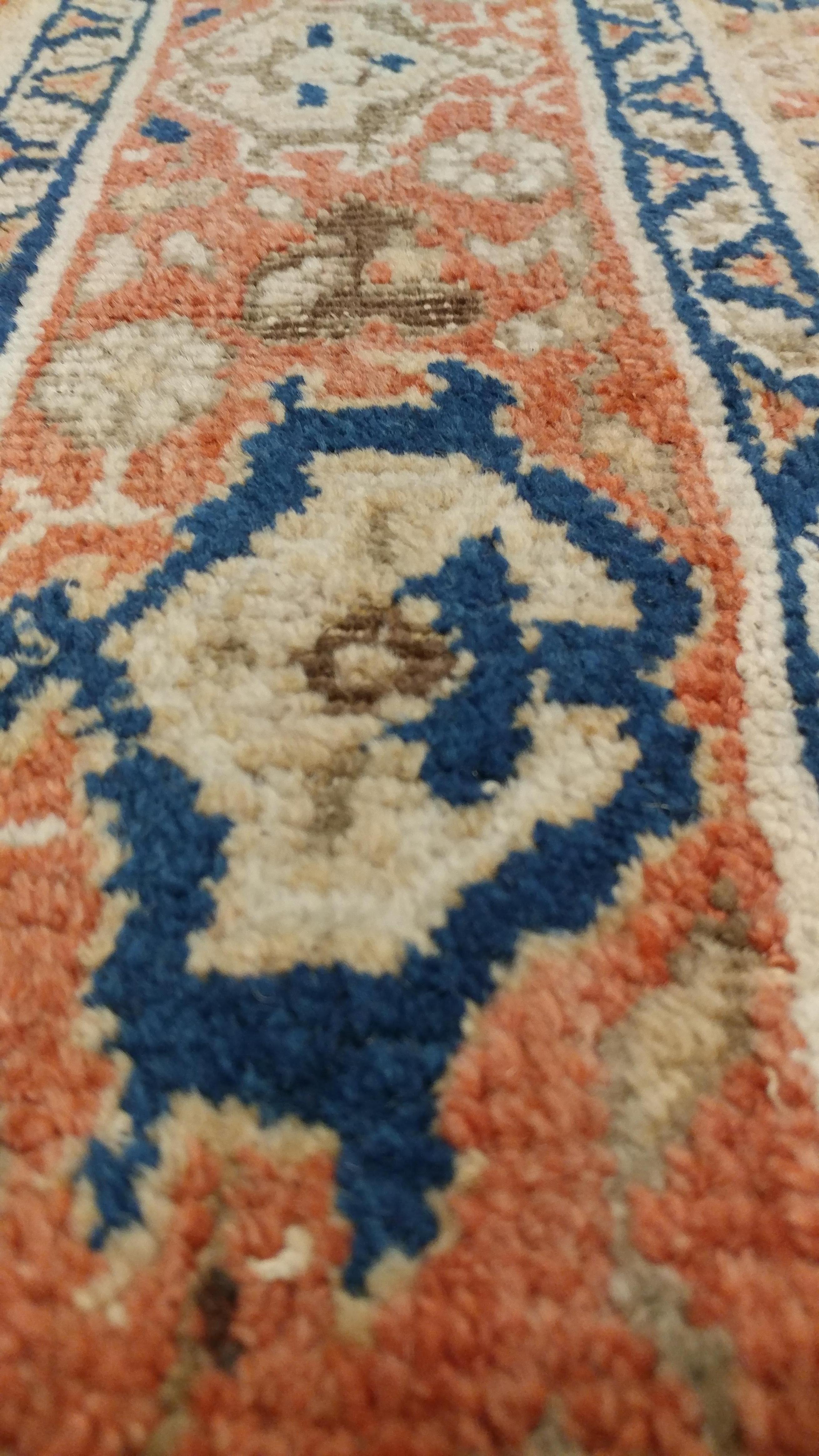 Antique Sultanabad Carpet For Sale 3
