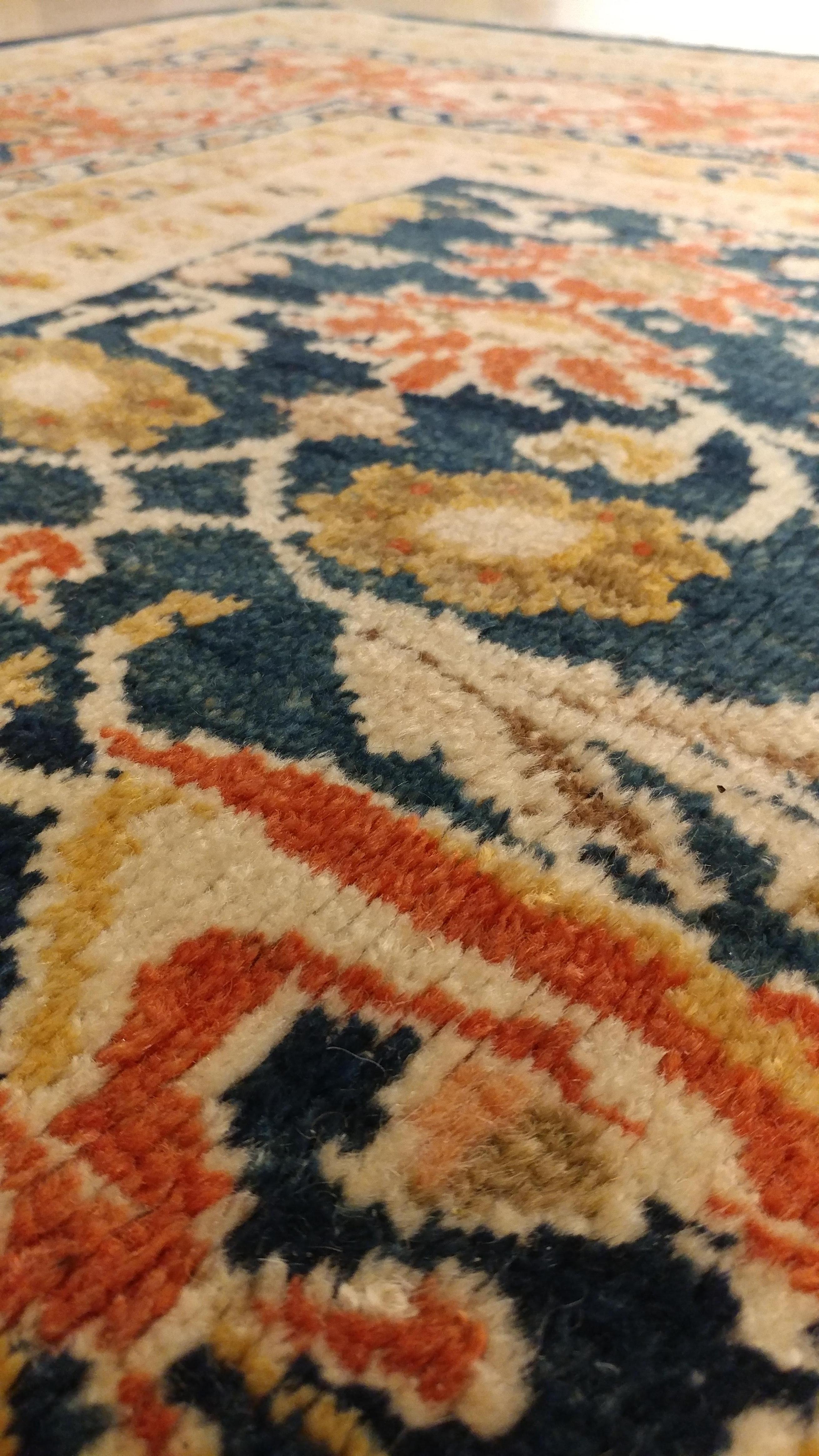Antique Sultanabad Carpet For Sale 4