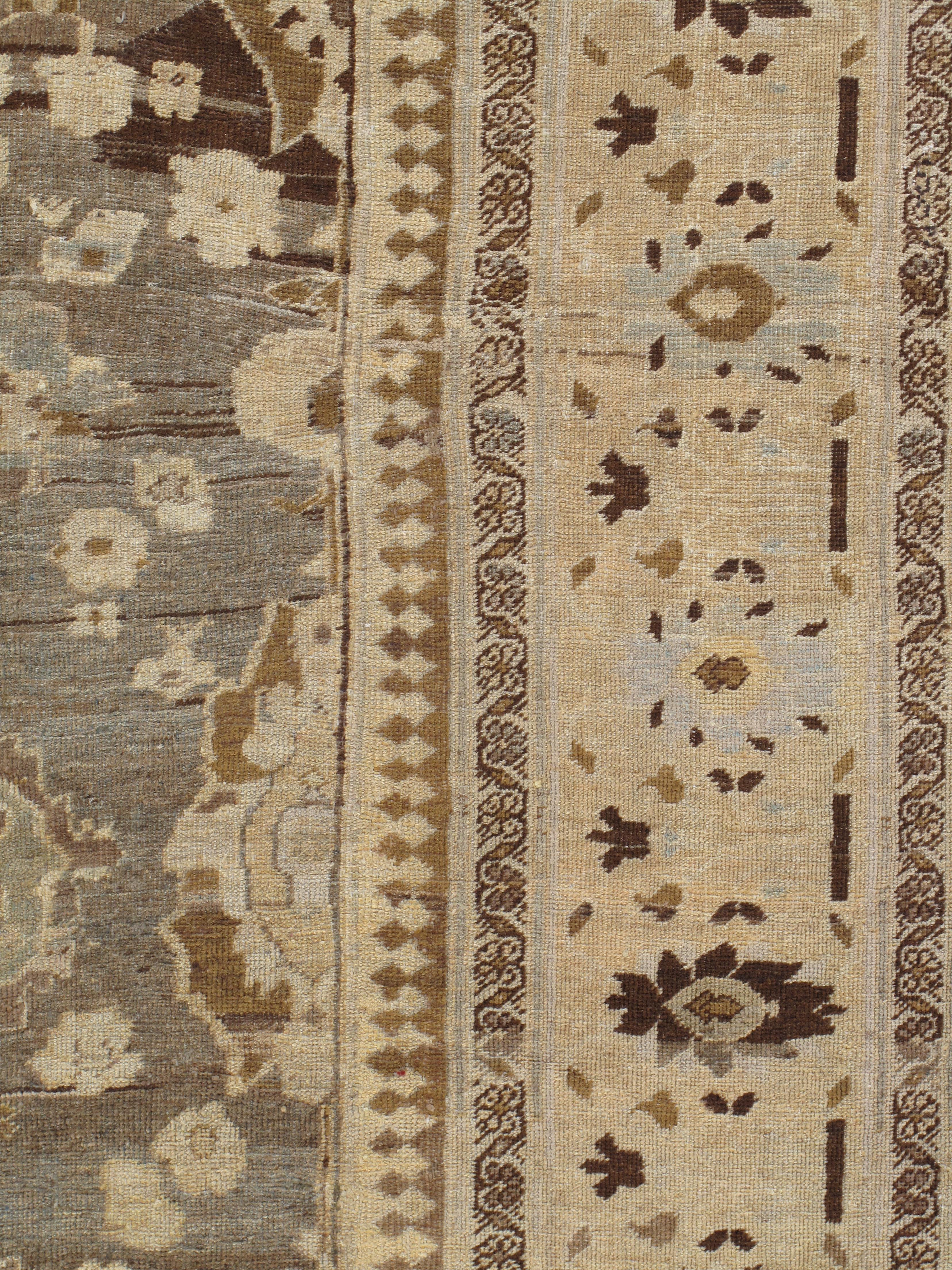 XIXe siècle Tapis persan ancien Sultanabad, fait à la main, gris, ivoire, taupe, bleu clair en vente
