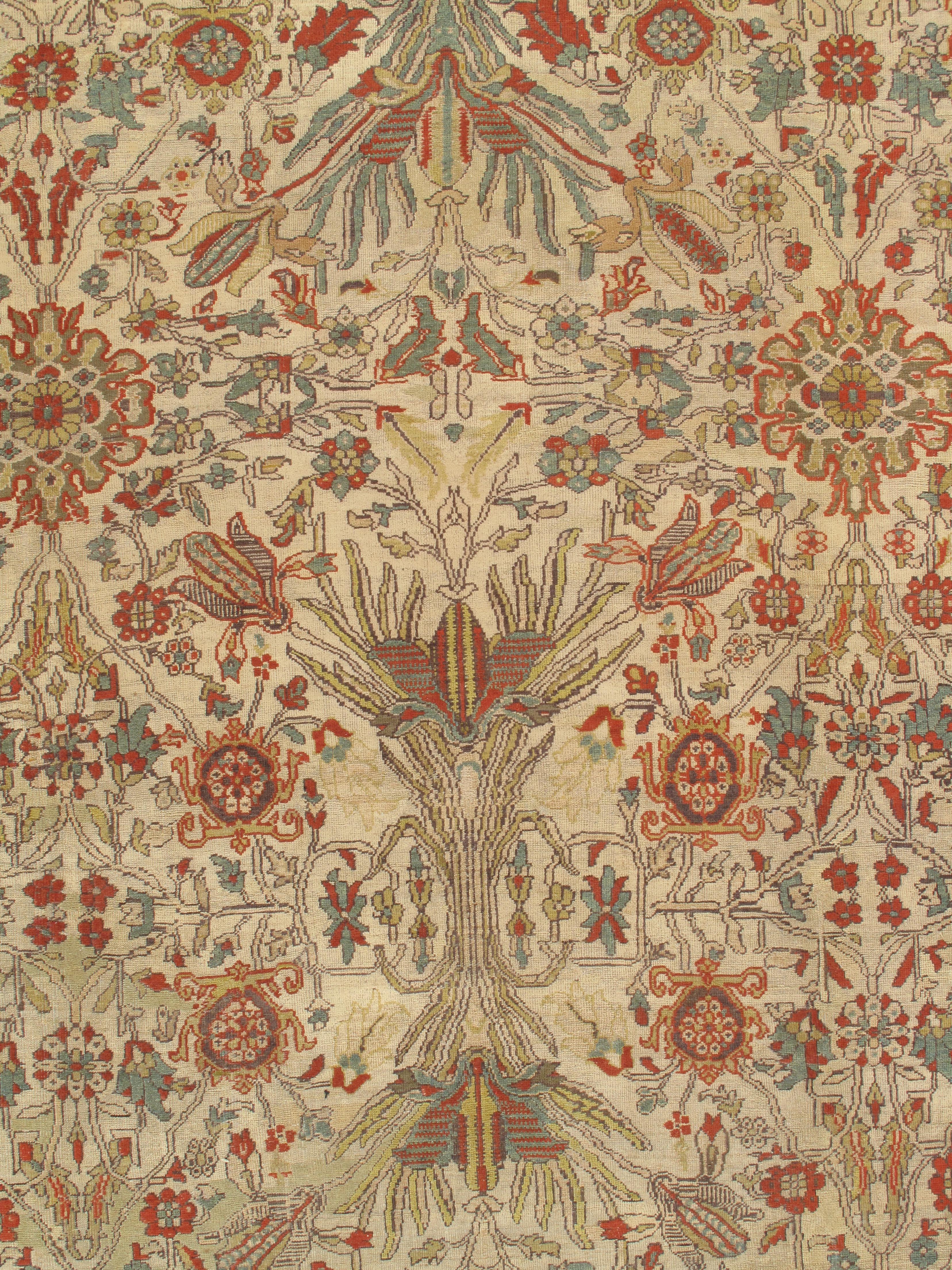 Antiker Sultanabad-Teppich, handgefertigter persischer Teppich, grau, hellblau, grün, weichrot, weichrot (Handgeknüpft) im Angebot