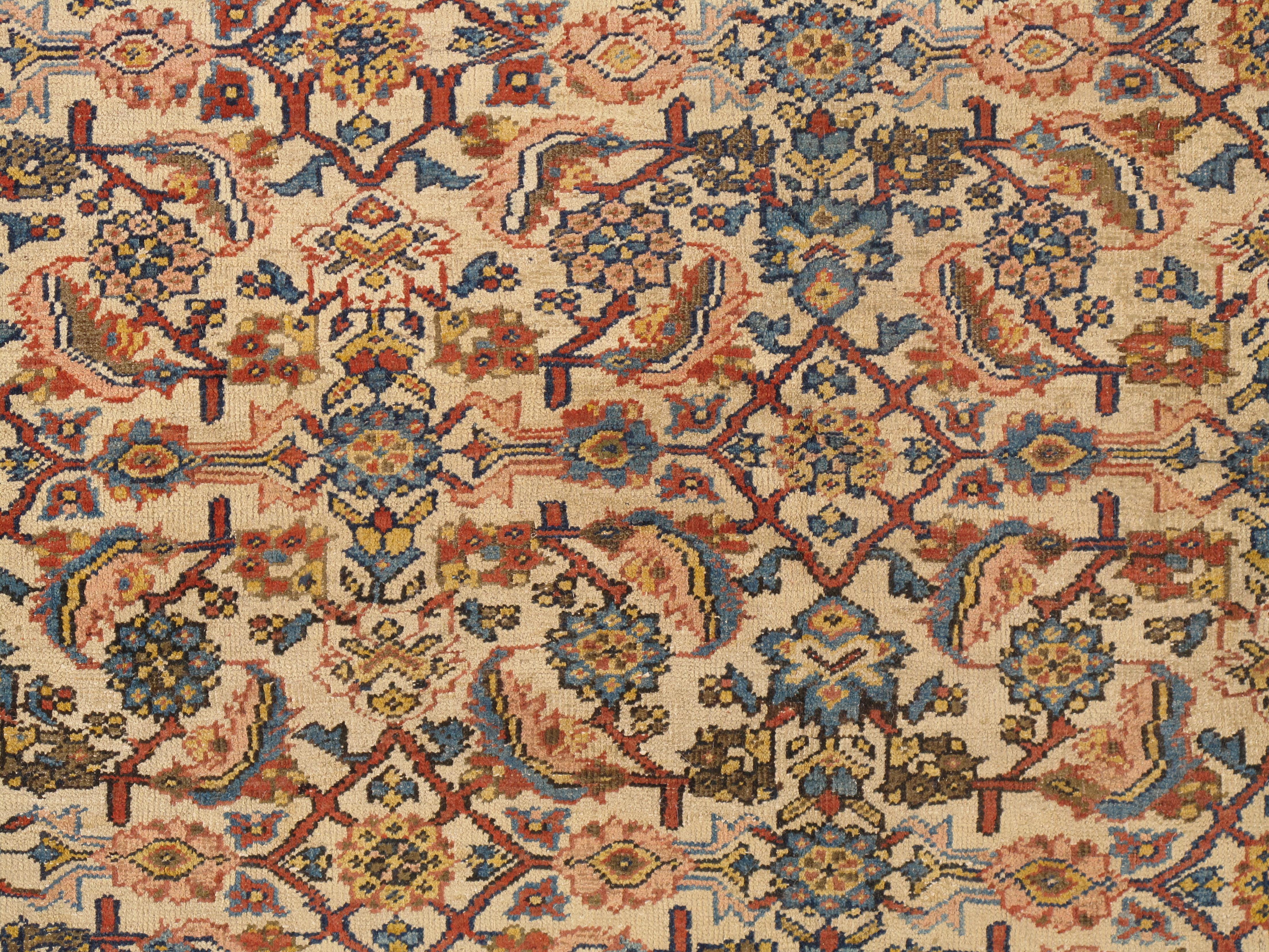 Au XIXe siècle, les tapis persans Sultanabad, également connus sous le nom de tapis Ziegler, se sont imposés comme l'un des styles les plus estimés et les plus recherchés dans le domaine du tissage des tapis persans. Ces tapis ont été fabriqués dans