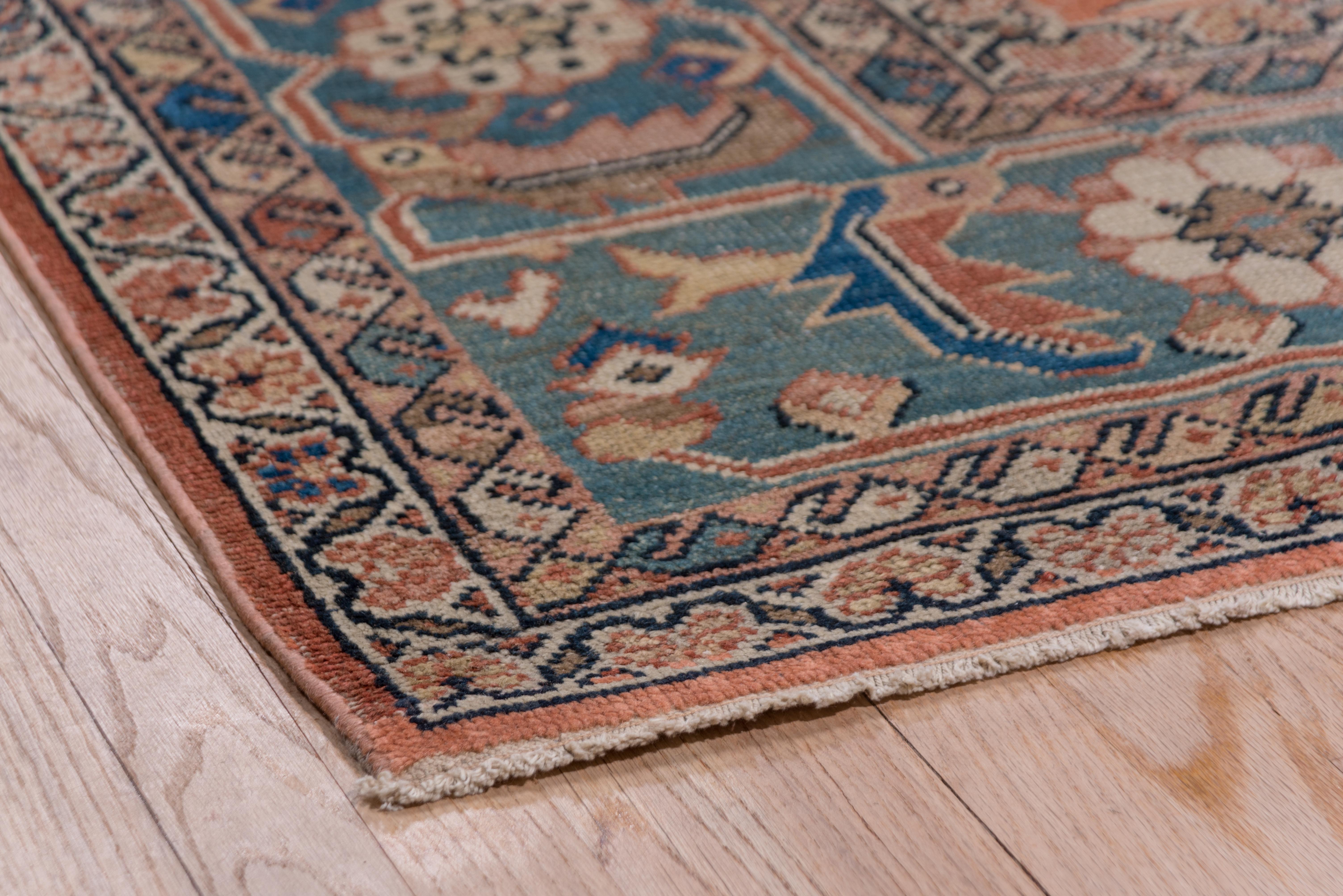 Antiker Sultanabad-Teppich, weiche Palette, um 1910 im Angebot 1