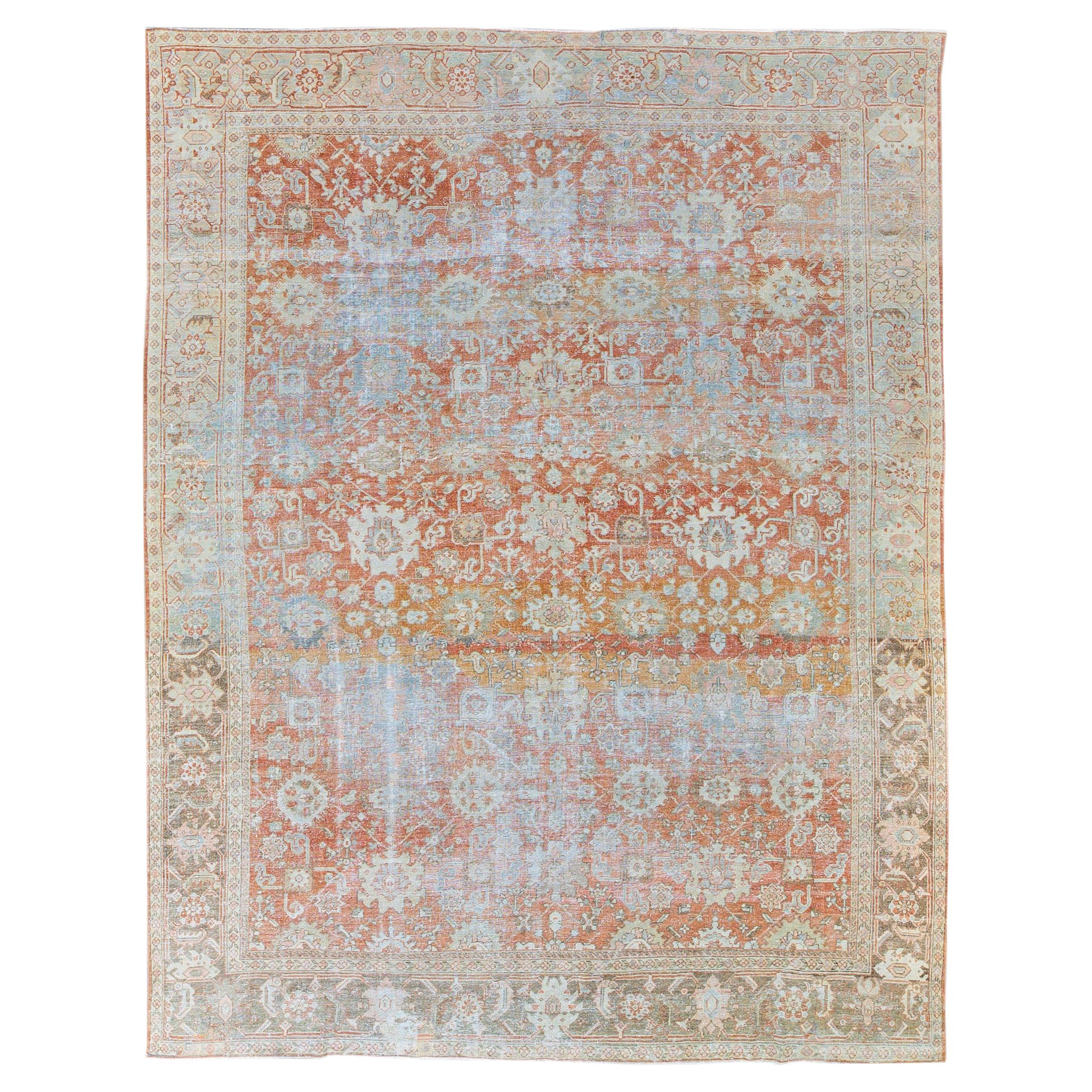 Alfombra antigua de lana roja con diseño floral hecha a mano en Sultanabad Rugs