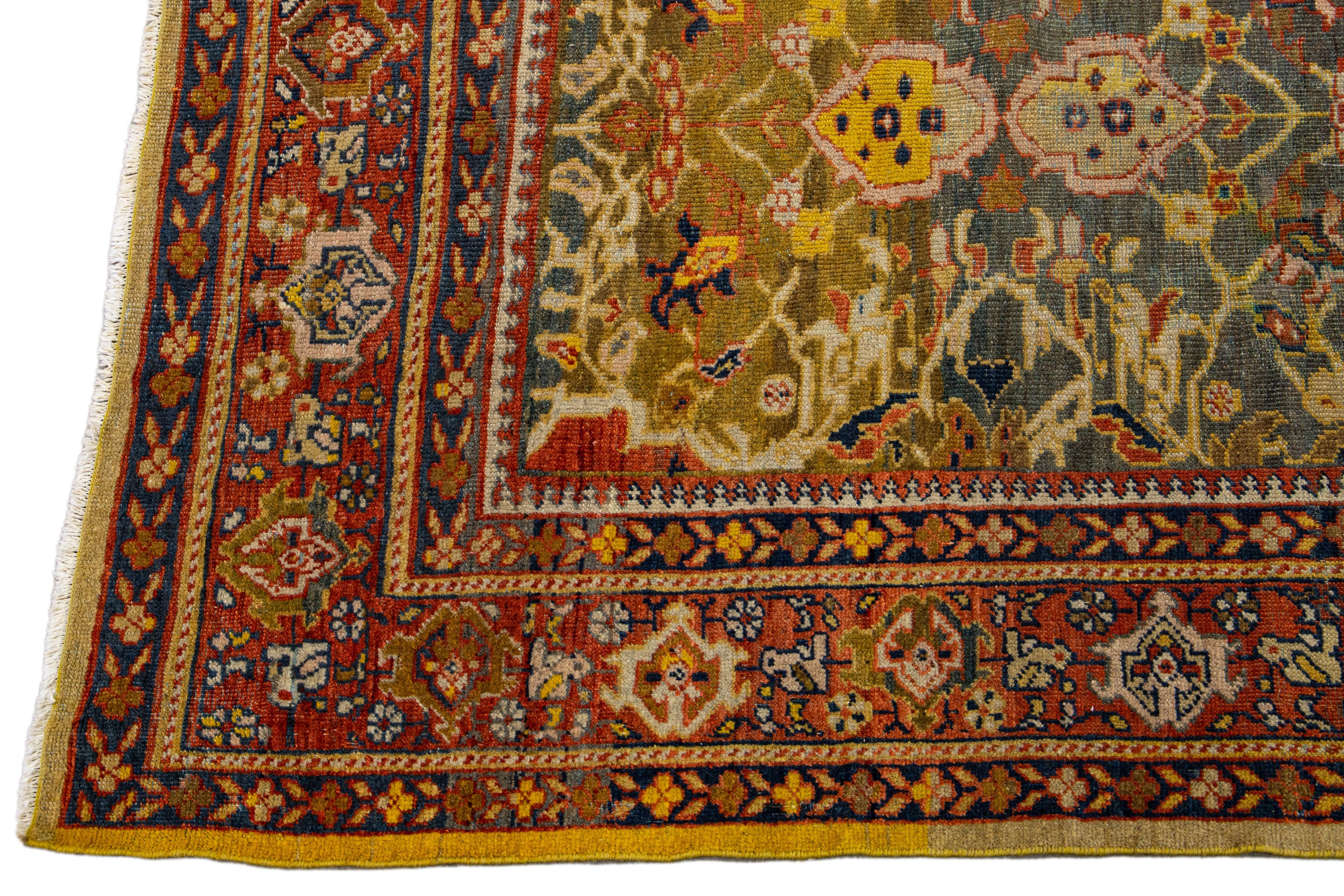 Persian Antique Sultanabad Handmade Floral Pattern Gray Wool Rug For Sale