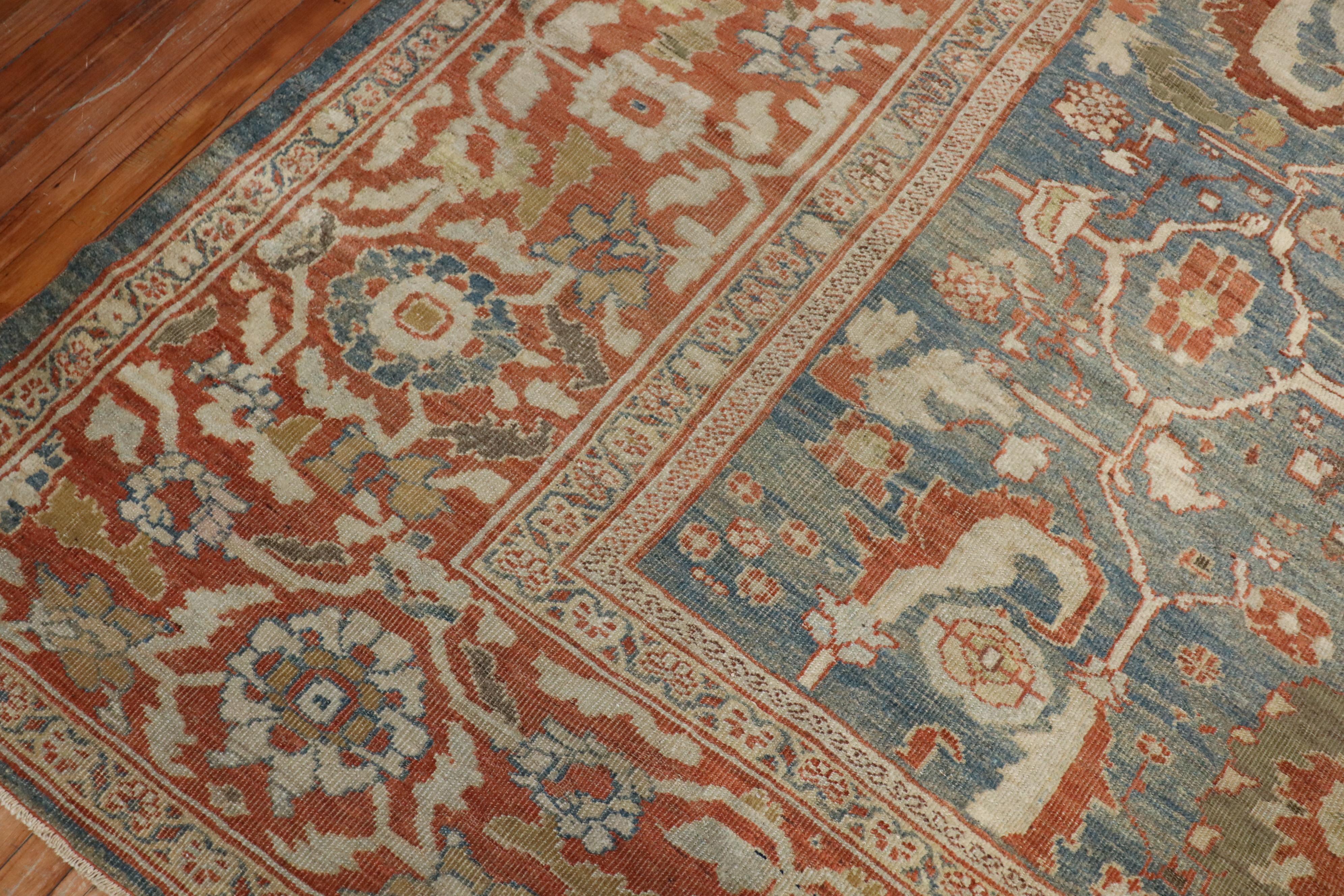 Antique Sultanabad Mahal Persian Carpet In Good Condition For Sale In New York, NY