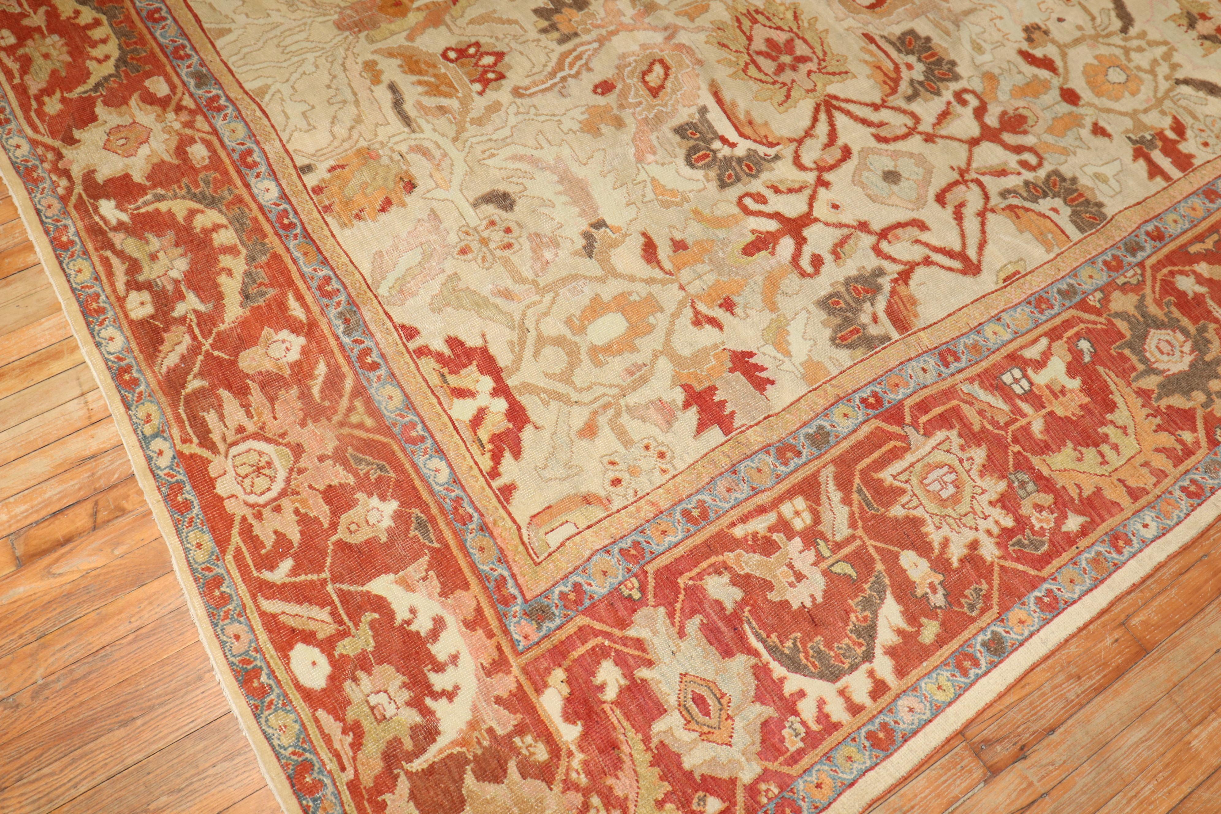 Antique Sultanabad Persian Carpet In Good Condition For Sale In New York, NY