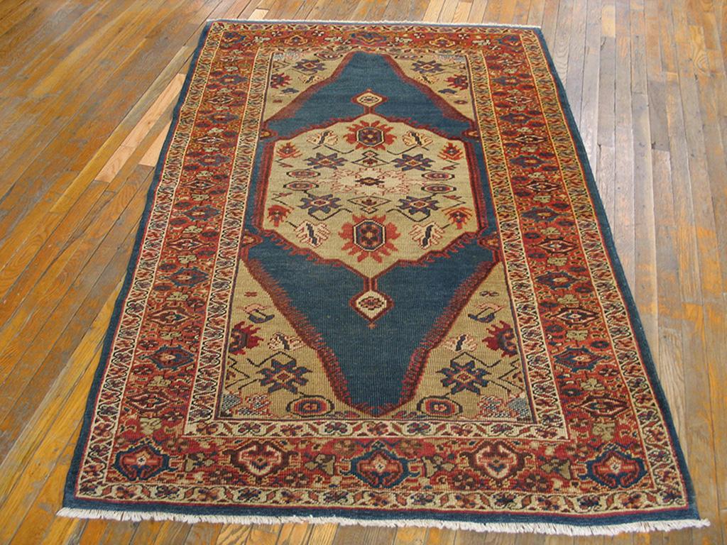 Hand-Knotted 19th Century Persian Sultanabad Carpet ( 4'5