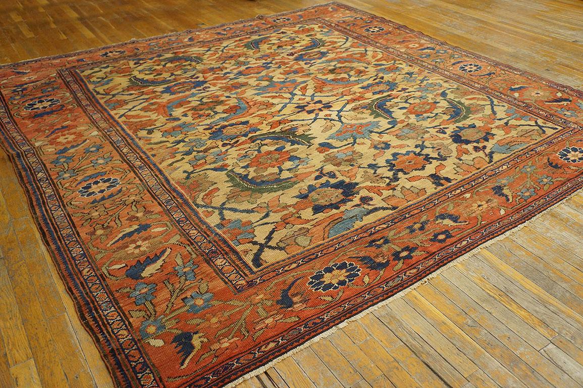 Antique Sultanabad persian rug. Size: 8' 10'' x 8' 10''.