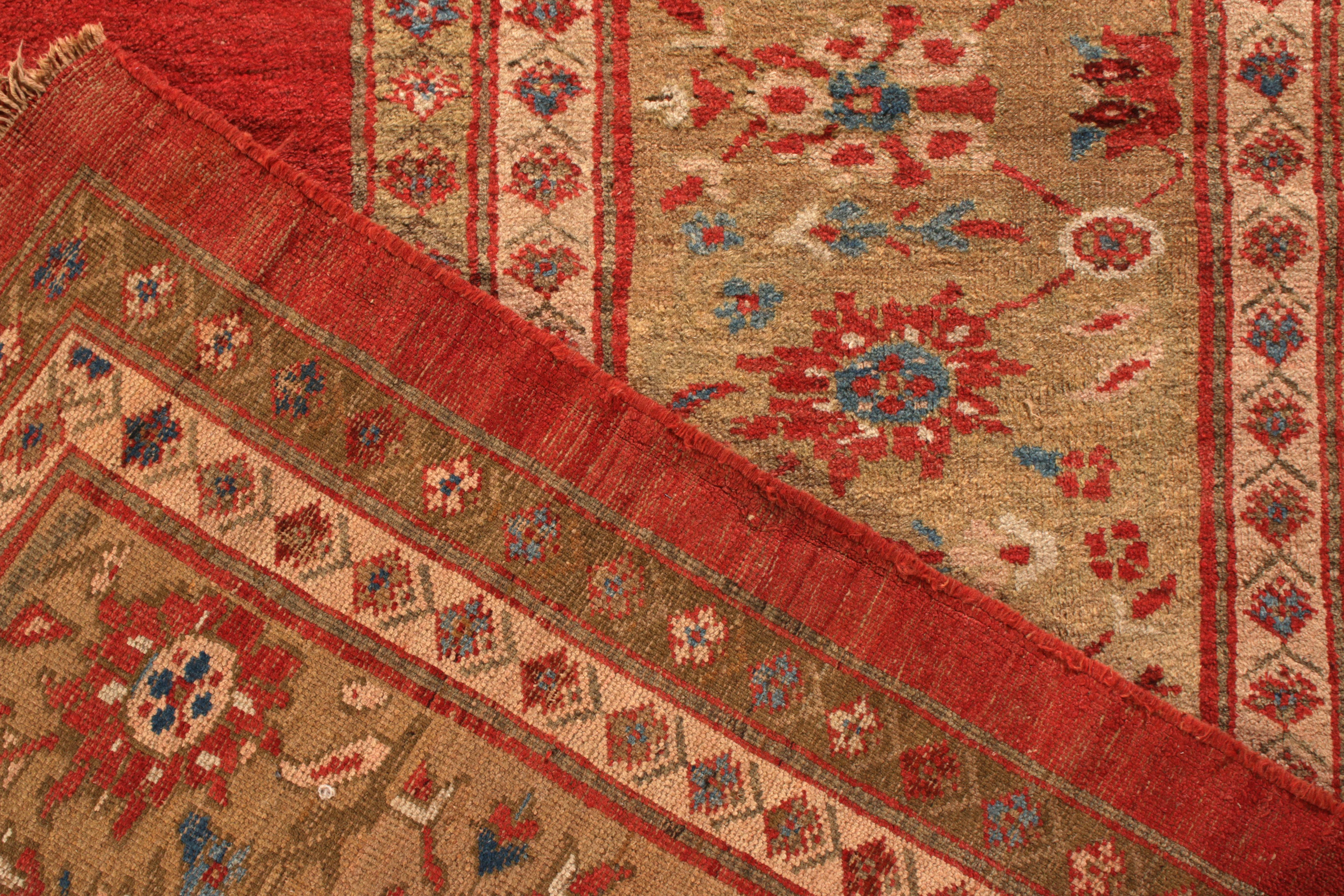 Late 19th Century Antique Sultanabad Persian Rug in Red & Beige Medallion Pattern For Sale
