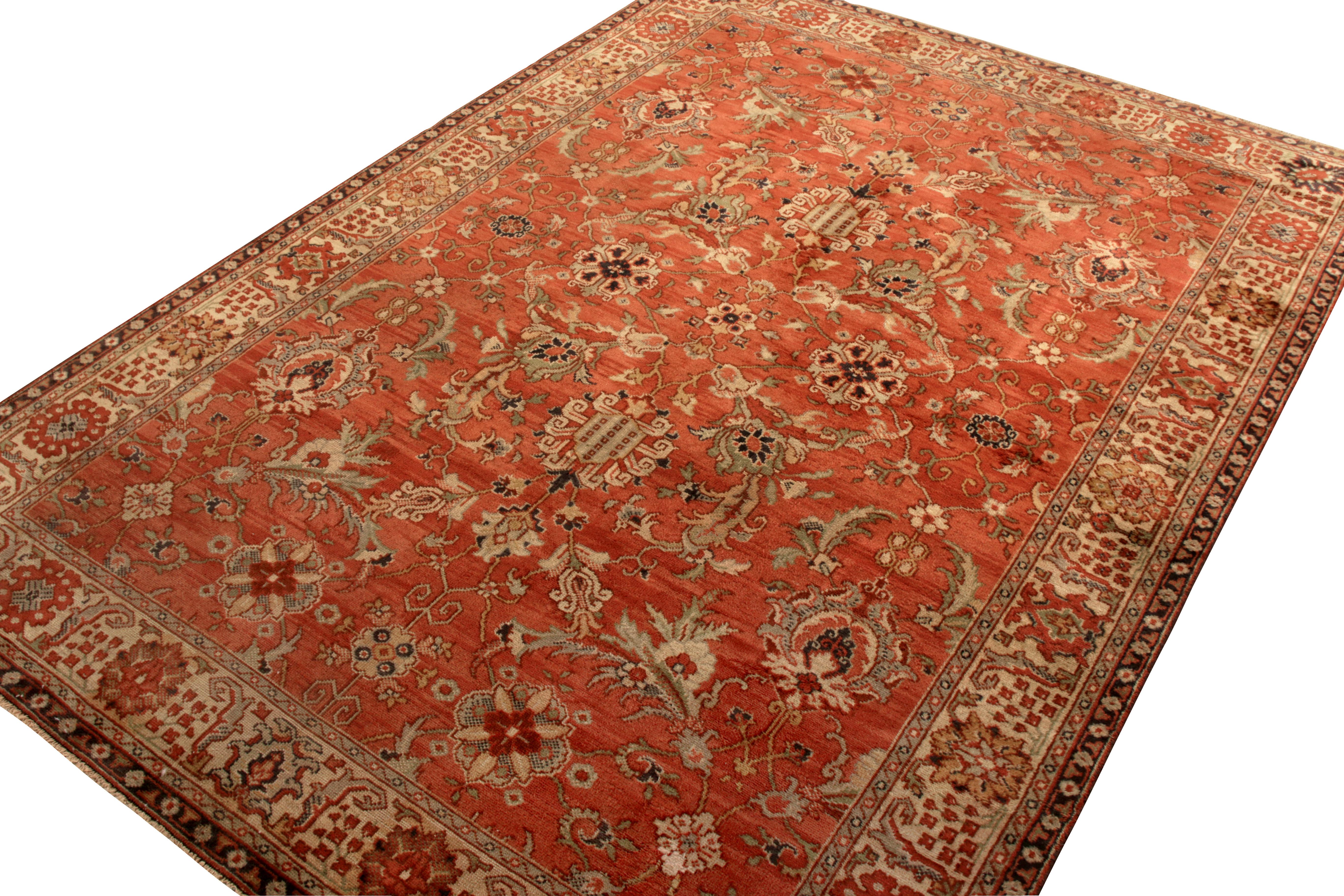 Antiker Teppich im persischen Sultanabad-Stil im persischen Stil in Rot und Grün mit Blumenmuster (Irisch) im Angebot