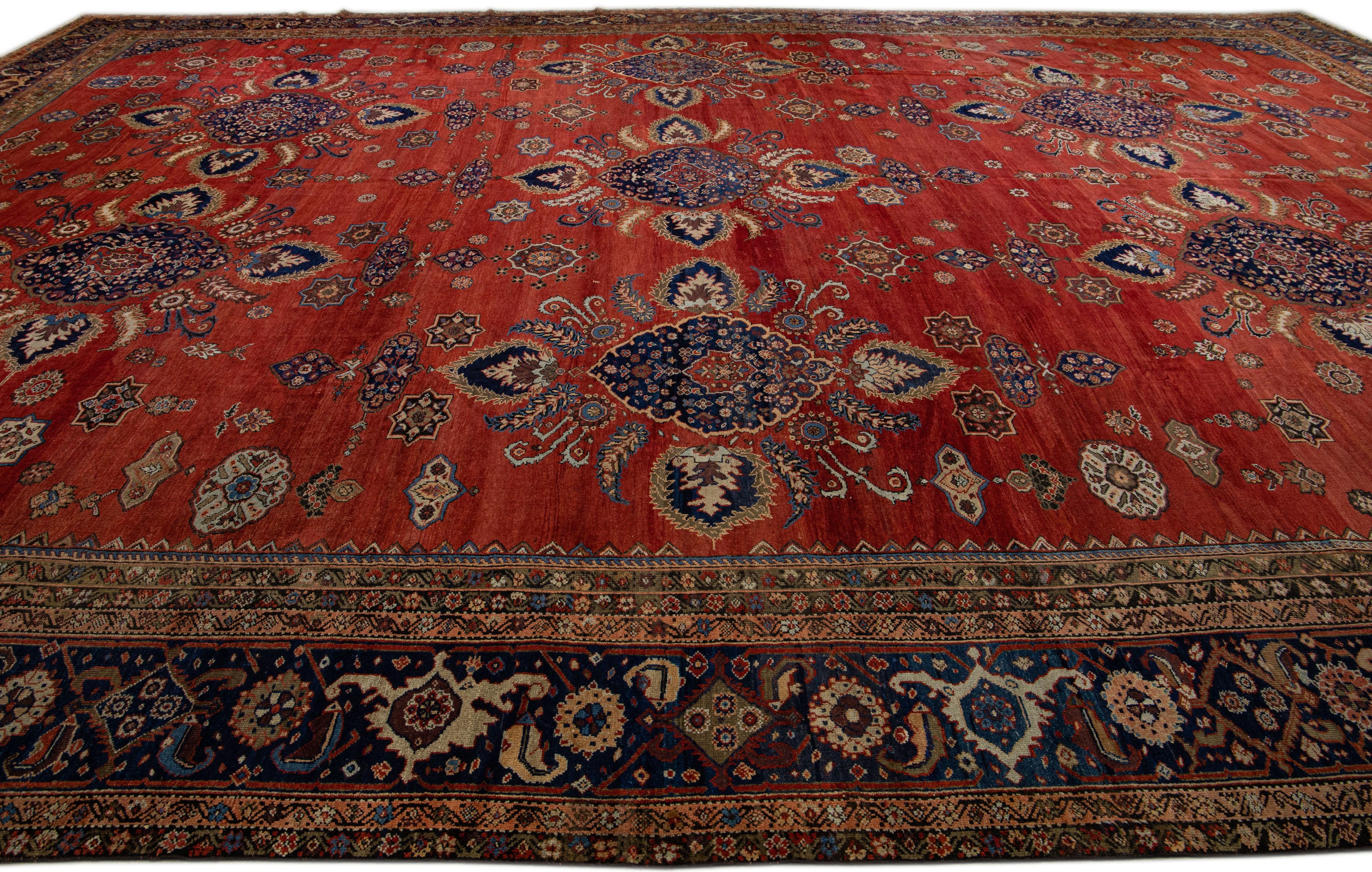 Antique Sultanabad Red Handmade Floral Pattern Persian Wool Rug  For Sale 1