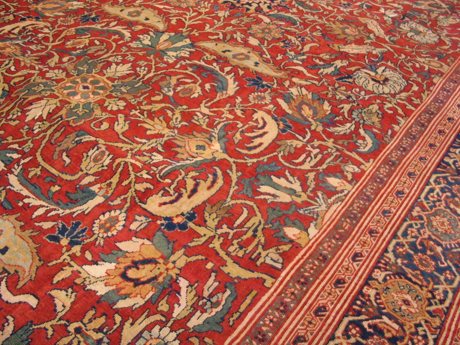Antique Sultanabad Rug 12' 9'' x 22' 2'' In Good Condition For Sale In New York, NY
