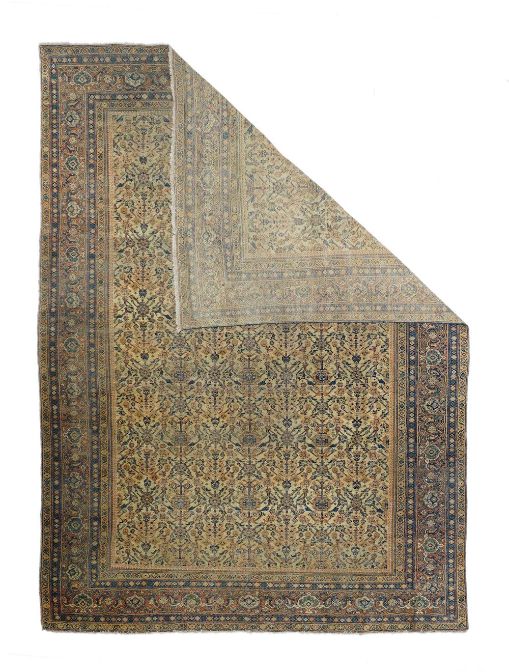 Antiker Sultanabad-Teppich 7'2'' x 10'2''. Diese SW-kaukasische lange Streuung aus Wolle zeigt ein blaues Feld mit quadratischen Exagrammen in Ecru und Rot, mit kleinen gelben Platten an jedem Ende und roten Boteh-Füllern, einer elfenbeinfarbenen