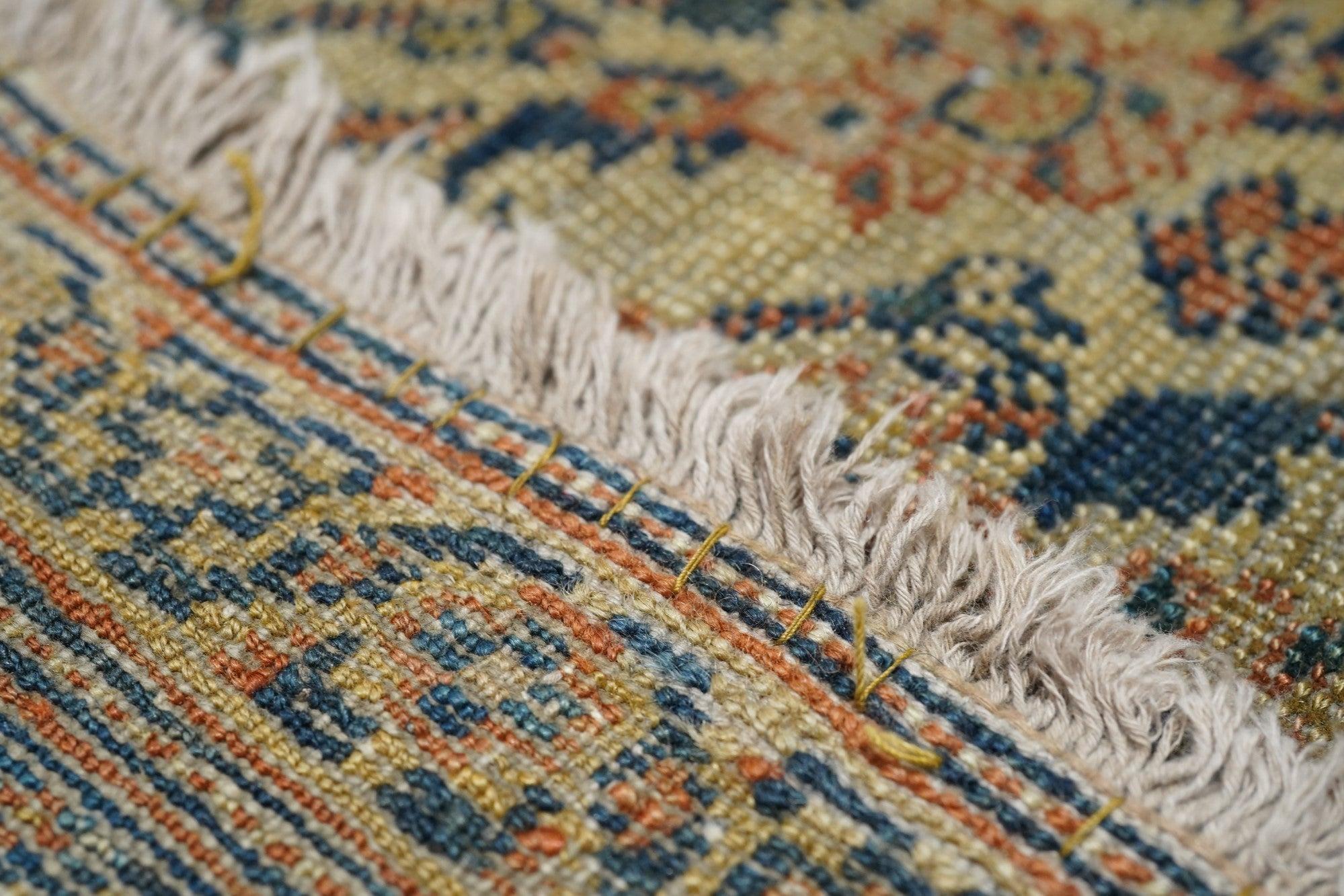 Antiker Sultanabad Teppich 7'2'' x 10'2'' im Angebot 2