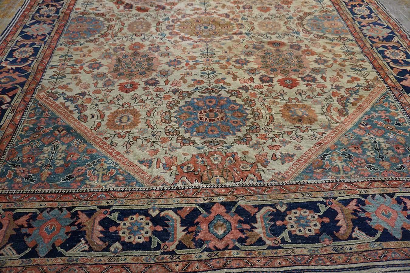 19th Century Persian Sultanabad Carpet ( 9'