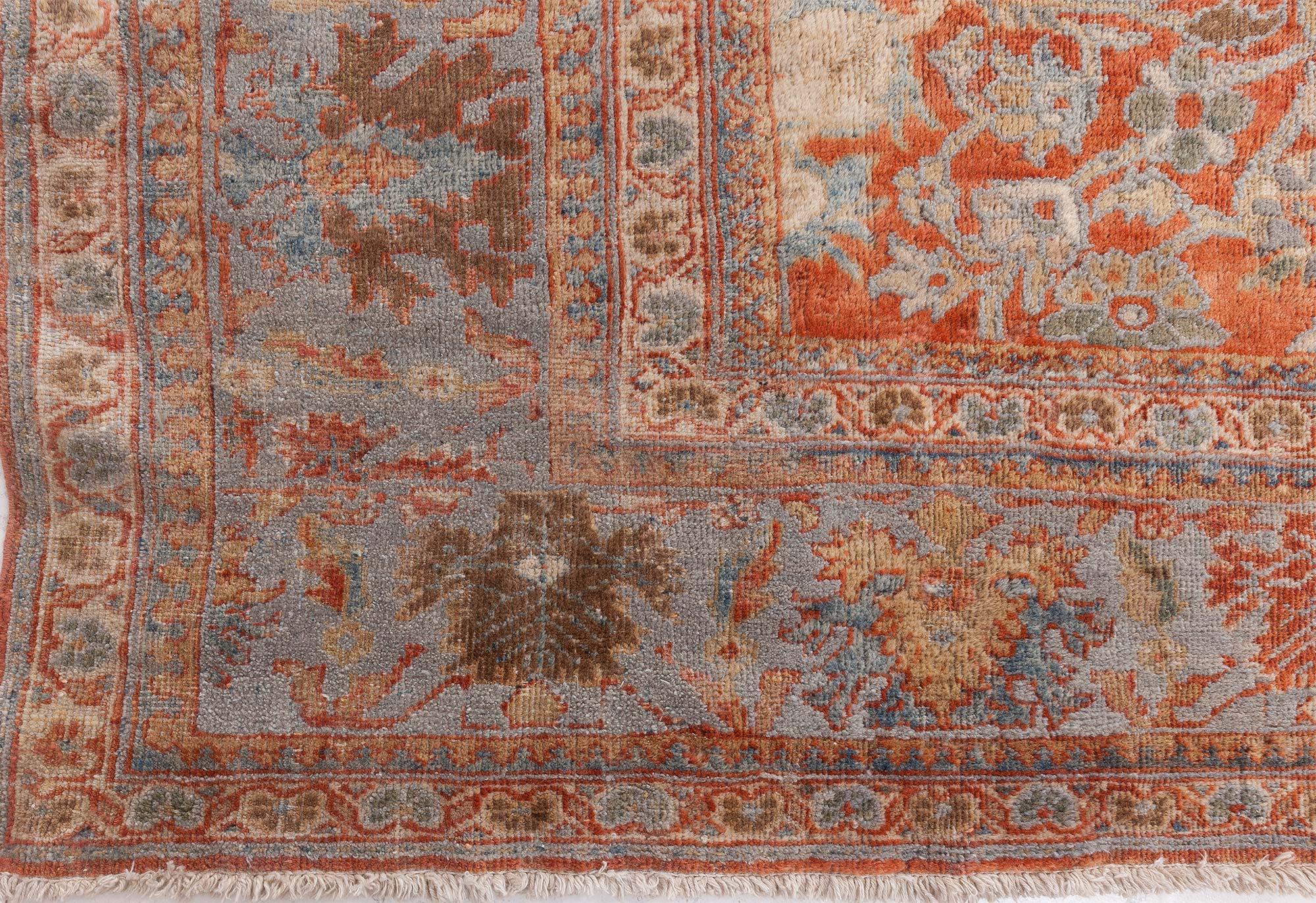 XX secolo Tappeto antico Sultanabad Rugs Doris Leslie Blau in vendita