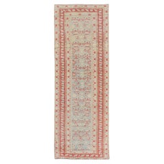 Antiker Sultanabad-Läufer aus Sultanabad mit geometrischem Stammesdesign in Lt Blau 2'7 x 7'5
