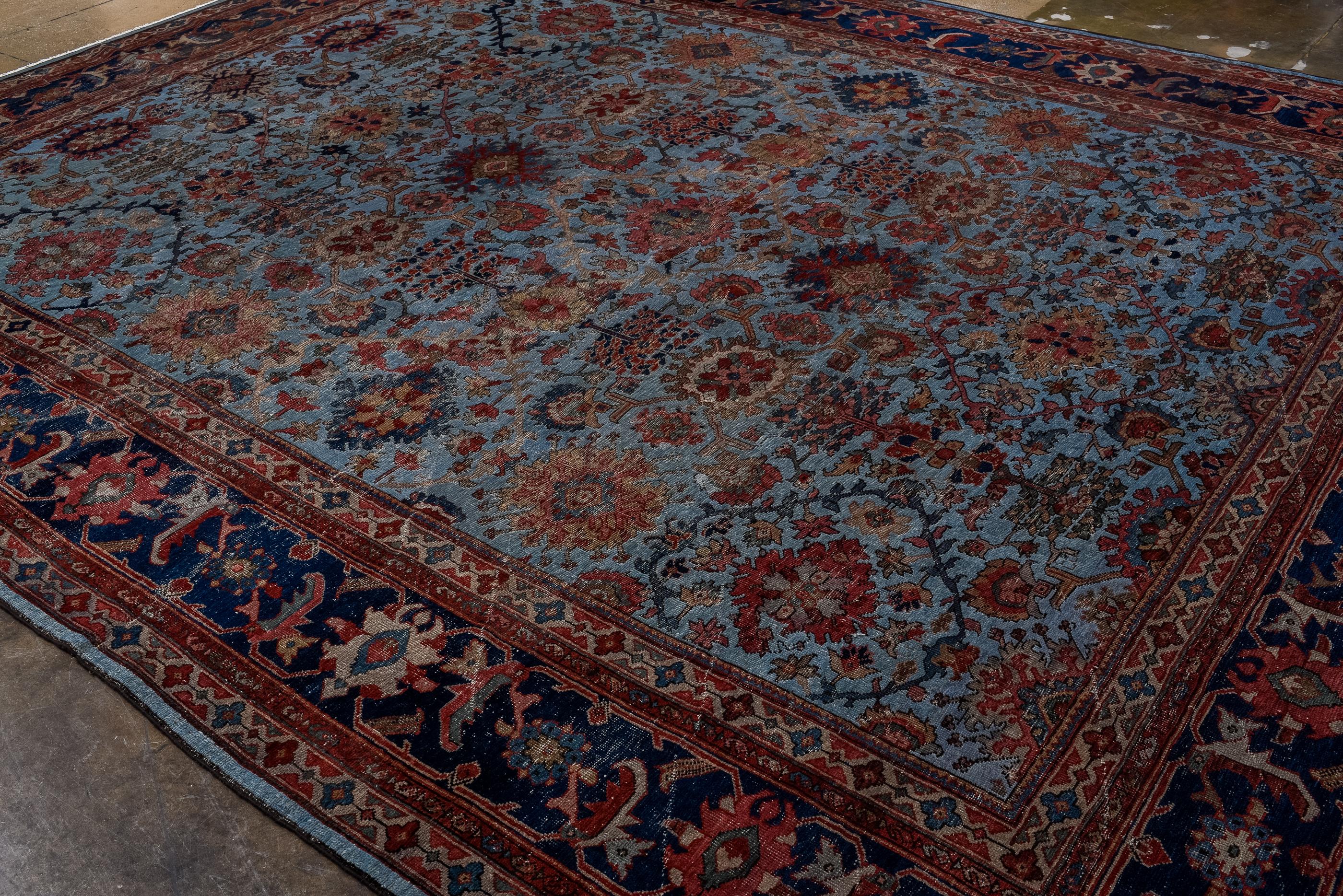 Antique Sultanabad with Blue Field and Harshang Design  For Sale 1