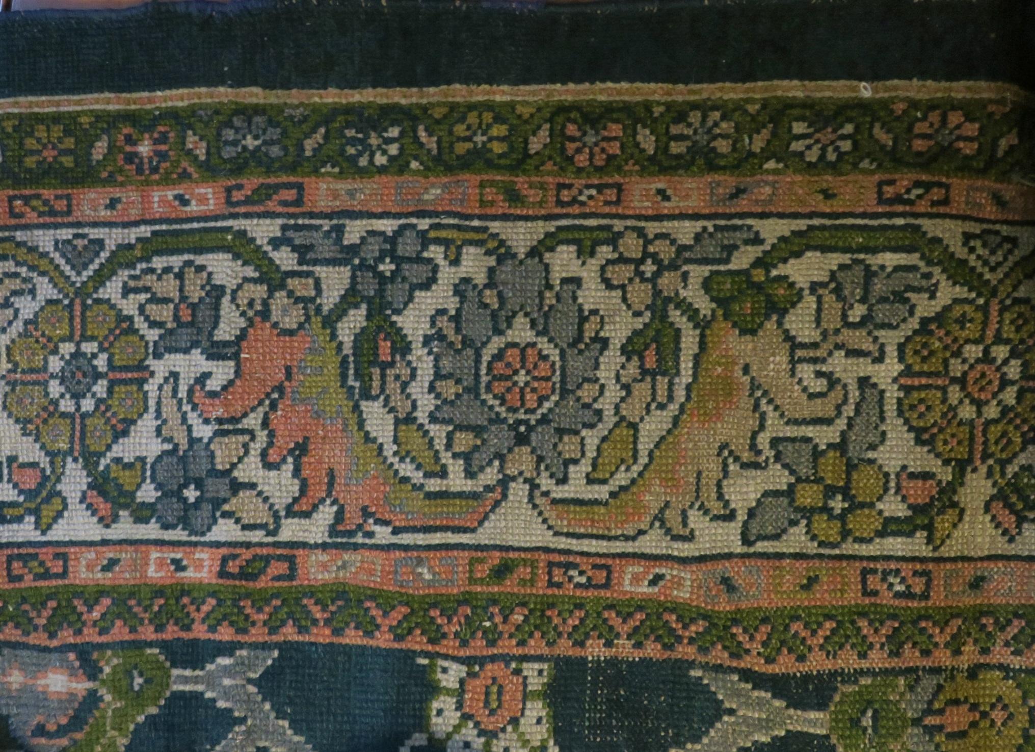 Antique Sultanabad Ziegler Carpet Ivory Border, 1890 For Sale 4