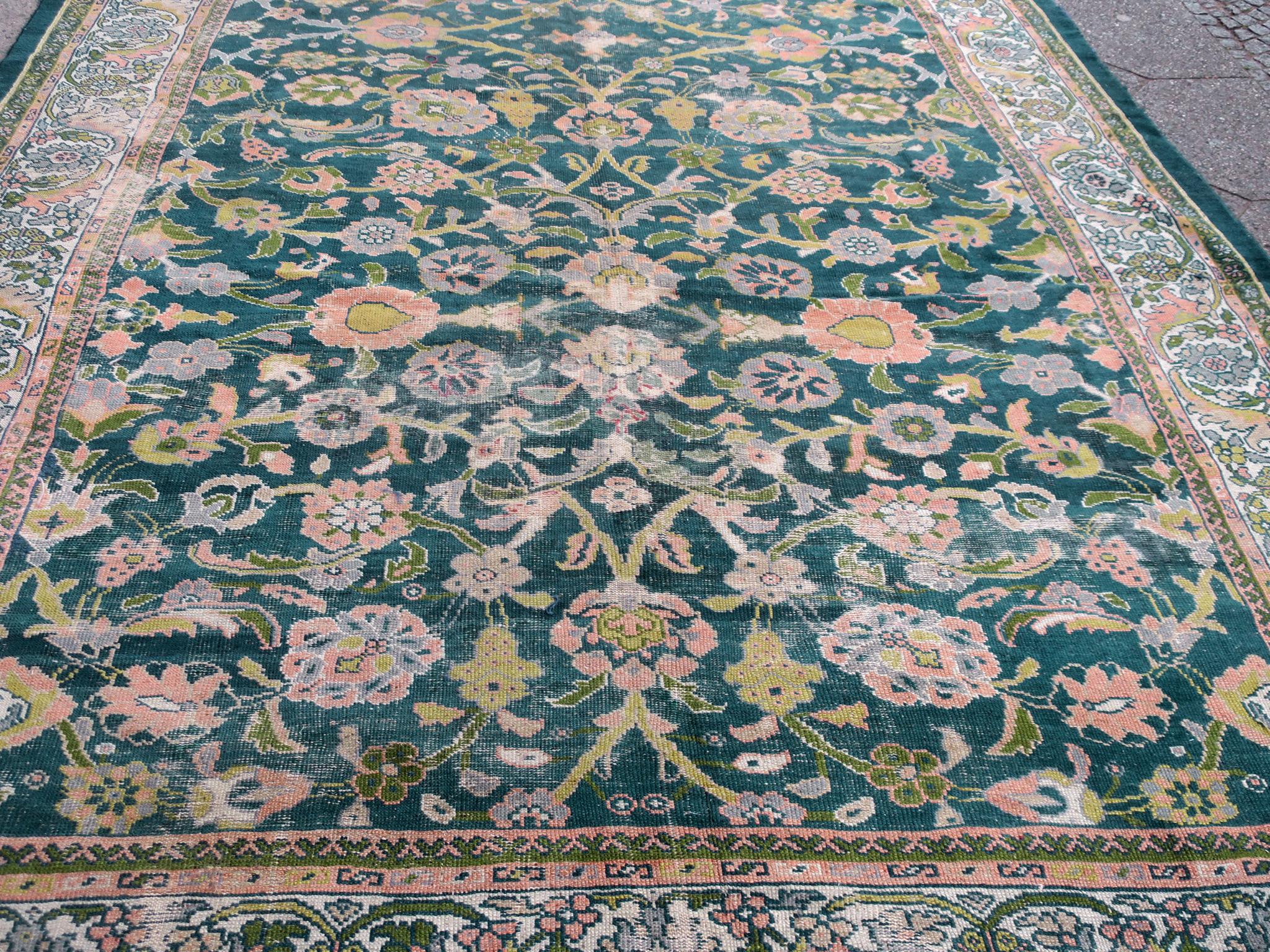 Hand-Knotted Antique Sultanabad Ziegler Carpet Ivory Border, 1890 For Sale