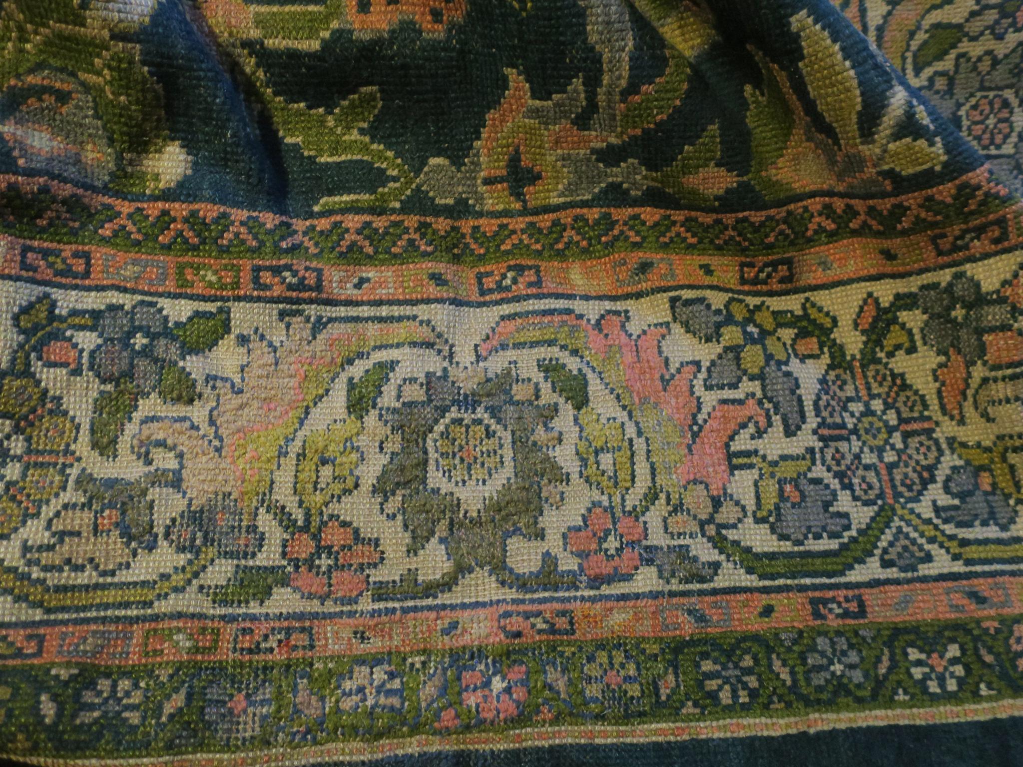 Antique Sultanabad Ziegler Carpet Ivory Border, 1890 For Sale 1