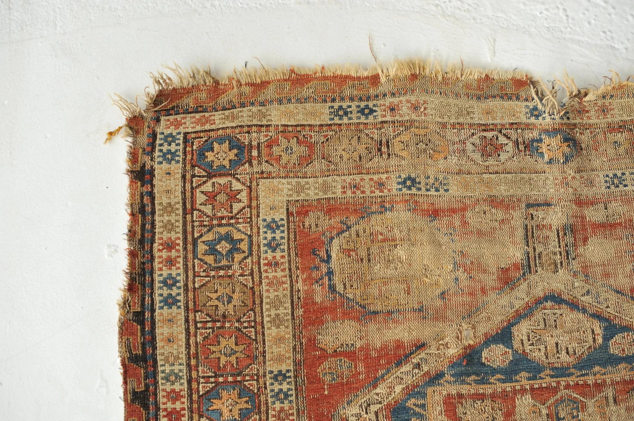 Tapis Sumac ancien de caractère, c.1900''s en vente 3