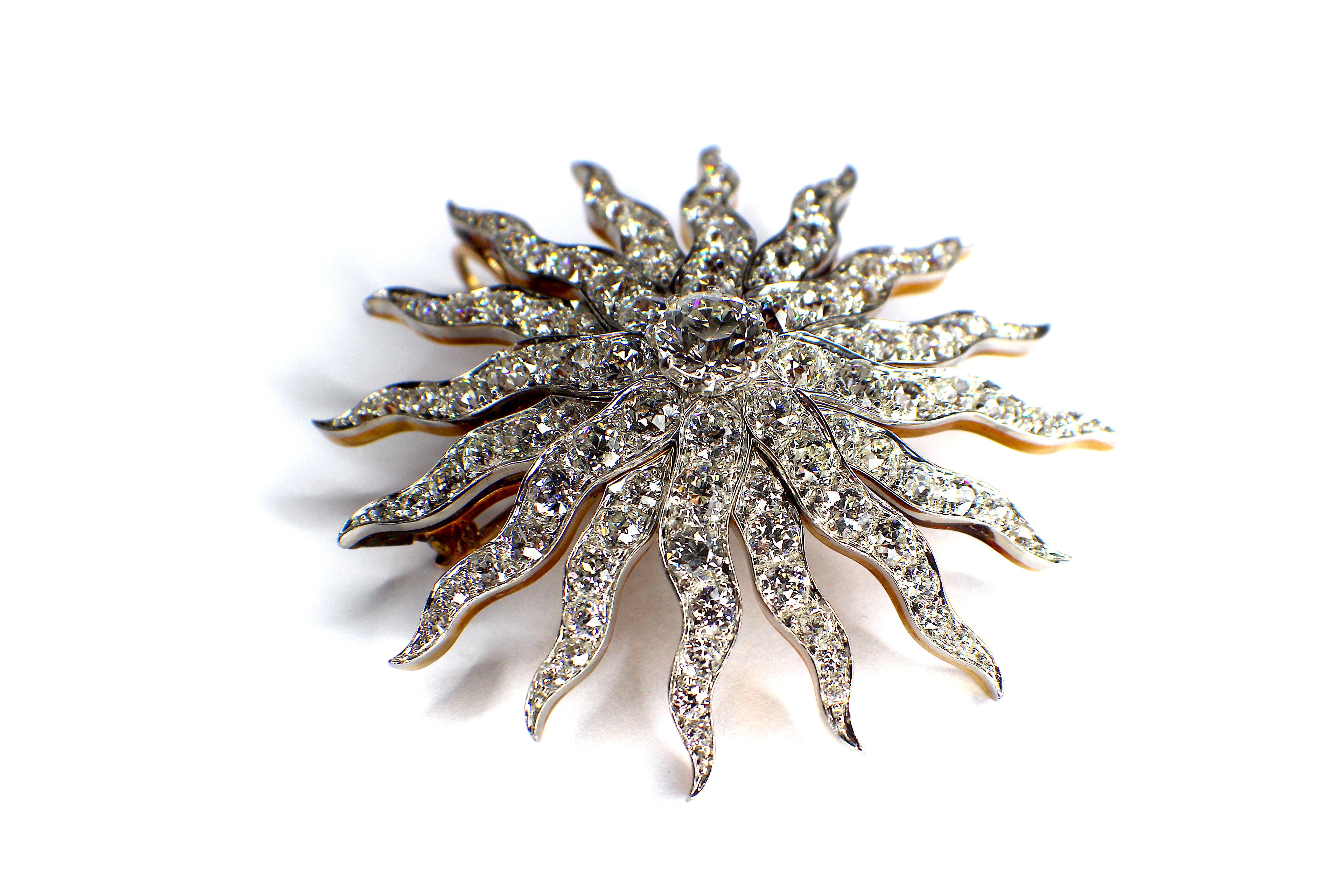 Antique, Sun, Brooch, set with Old Cut Diamonds, 1890-1900.
Middle old European diamond est. 1ct G-I/ Vs, rest of old cut diamonds est. 8.5ct G-J/Vs-si
Very nice matching fine condition.