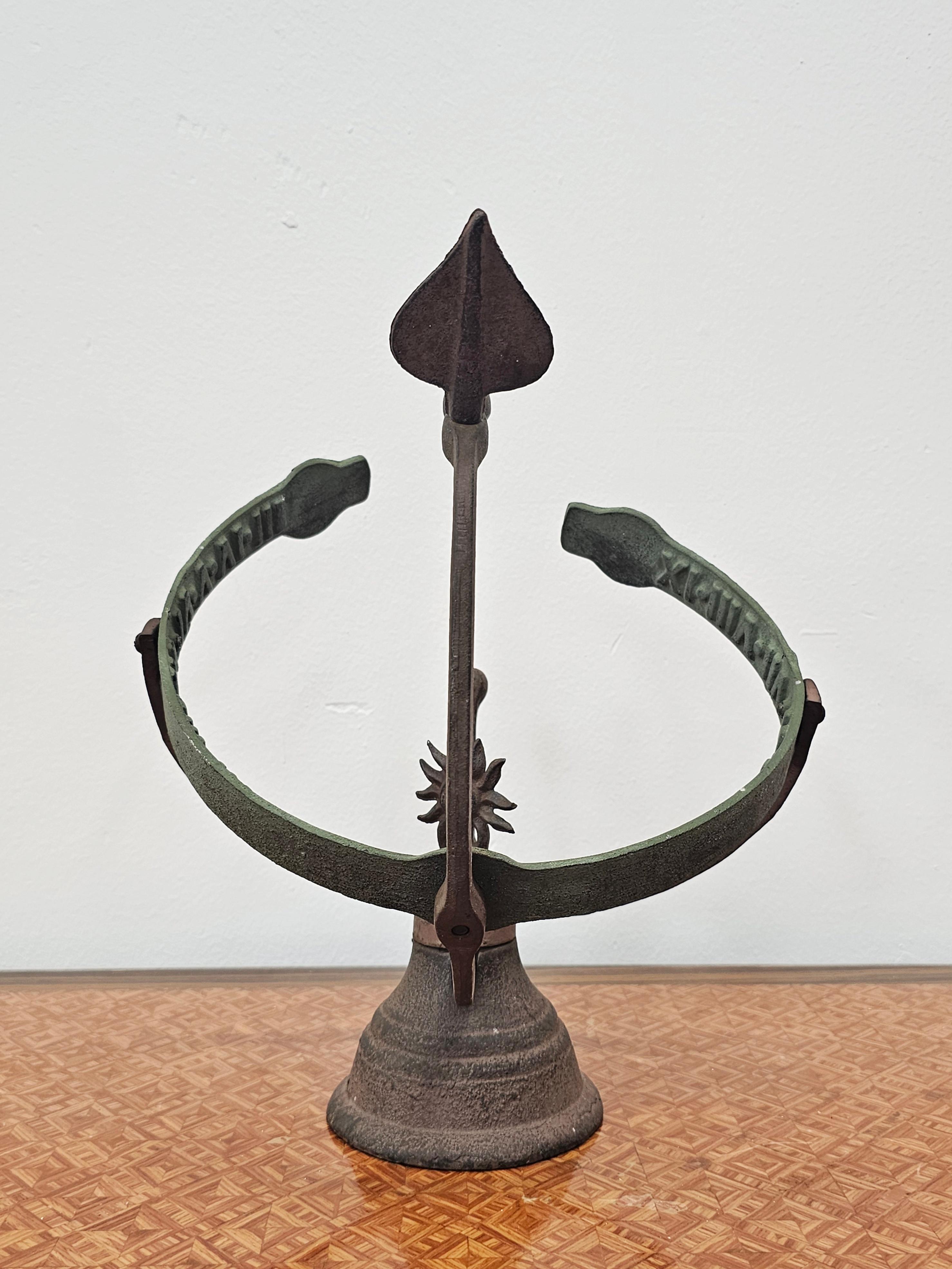 Antique Sundial done in wrought iron and brass with heavy patina, Germany 1800s For Sale 3